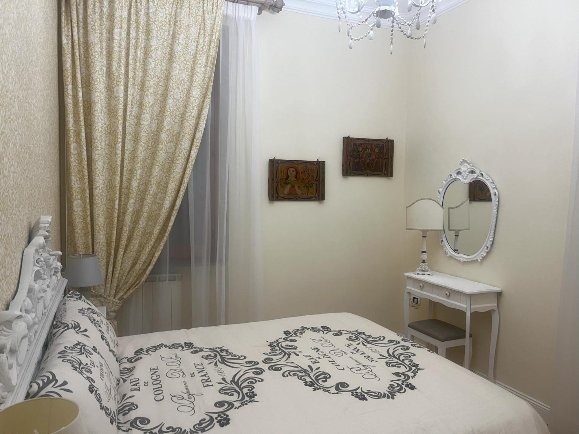 Bed & Breakfast 30 *