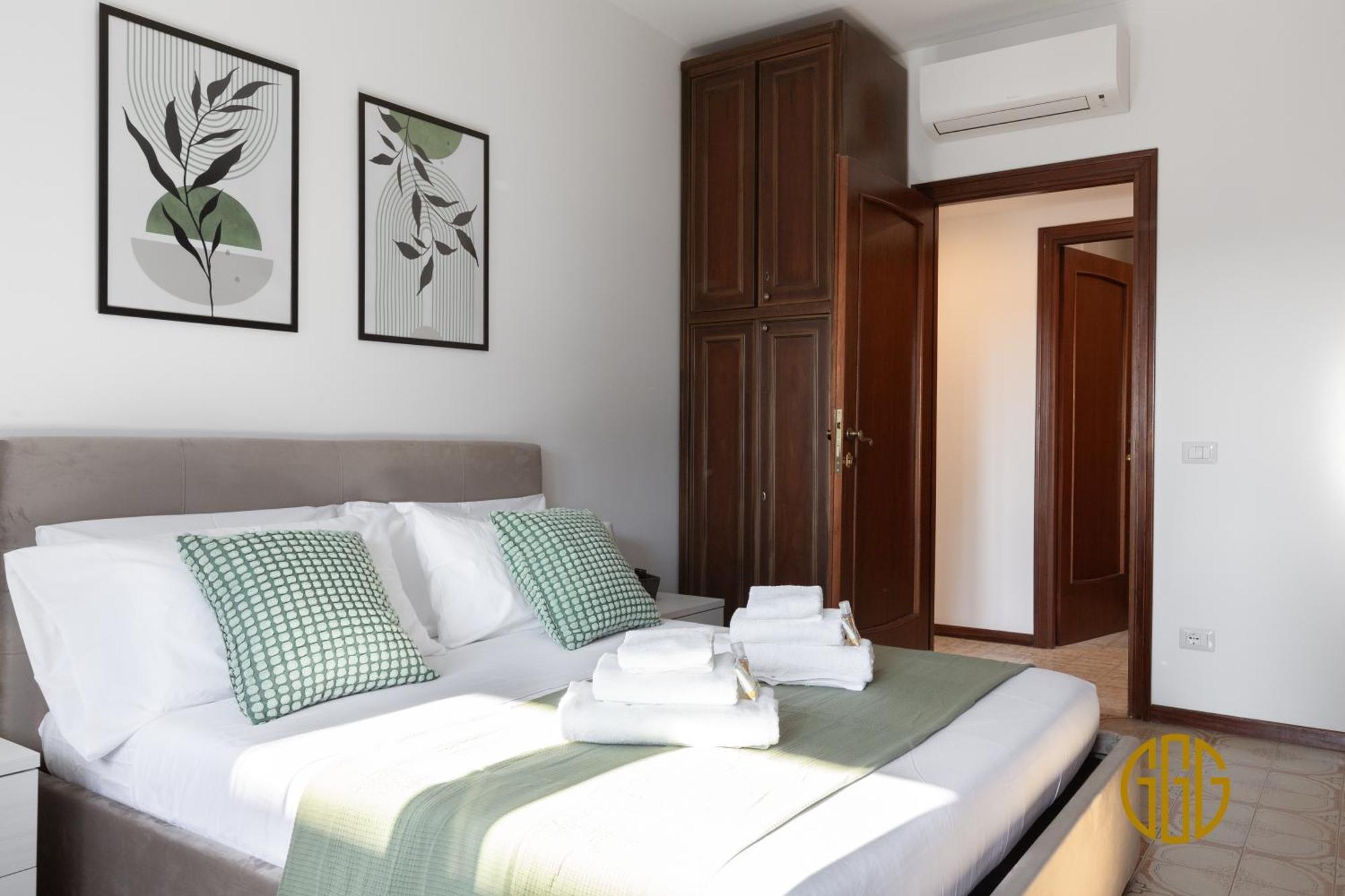 Alle 3g - 10min To Center, A-c, 2 Baths, Terrace