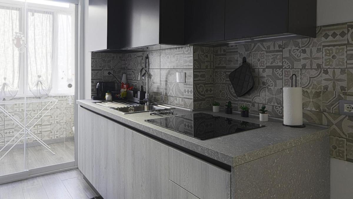 Apartment Tuscolana Happy Place Rome