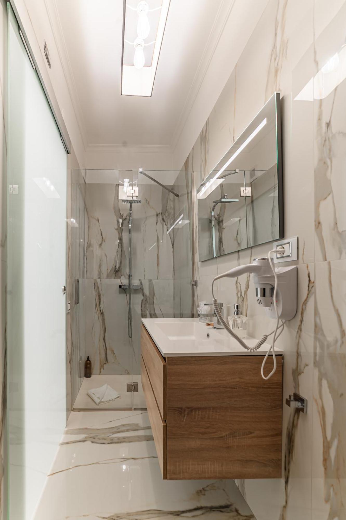 New - Elegant, Modern With Terrace