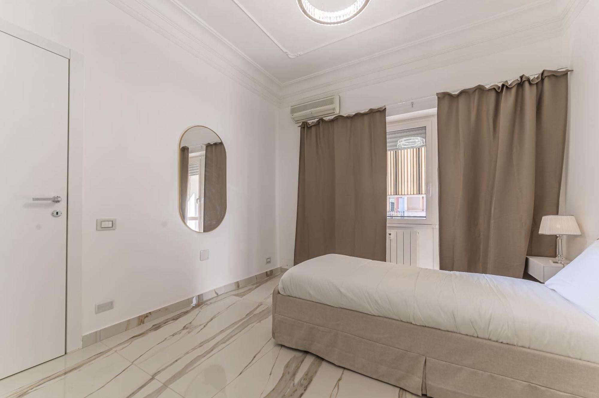Apartment New - Elegant, Modern With Terrace