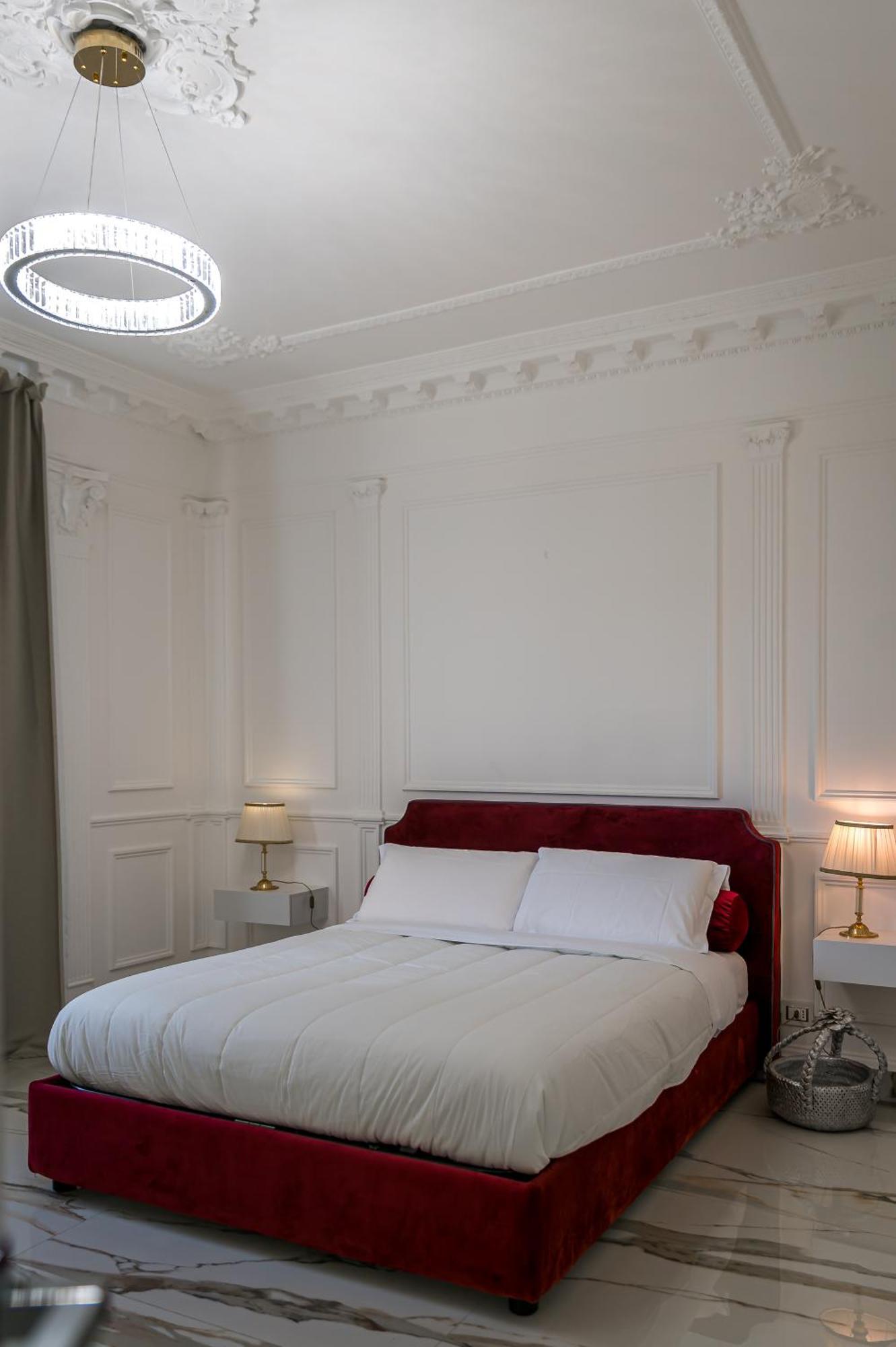 New - Elegant, Modern With Terrace Apartment *