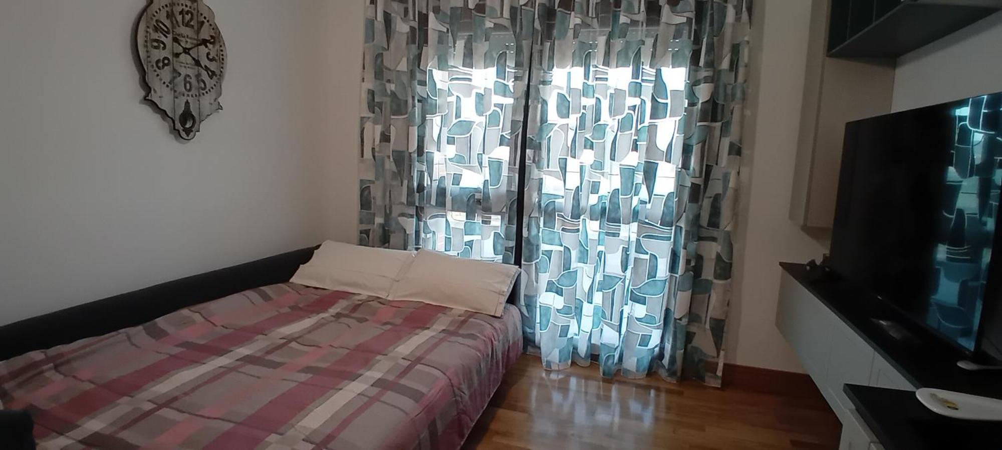 Apartment Roman Sunset Metropolitana Anagnina Con 2 Bagni Rome