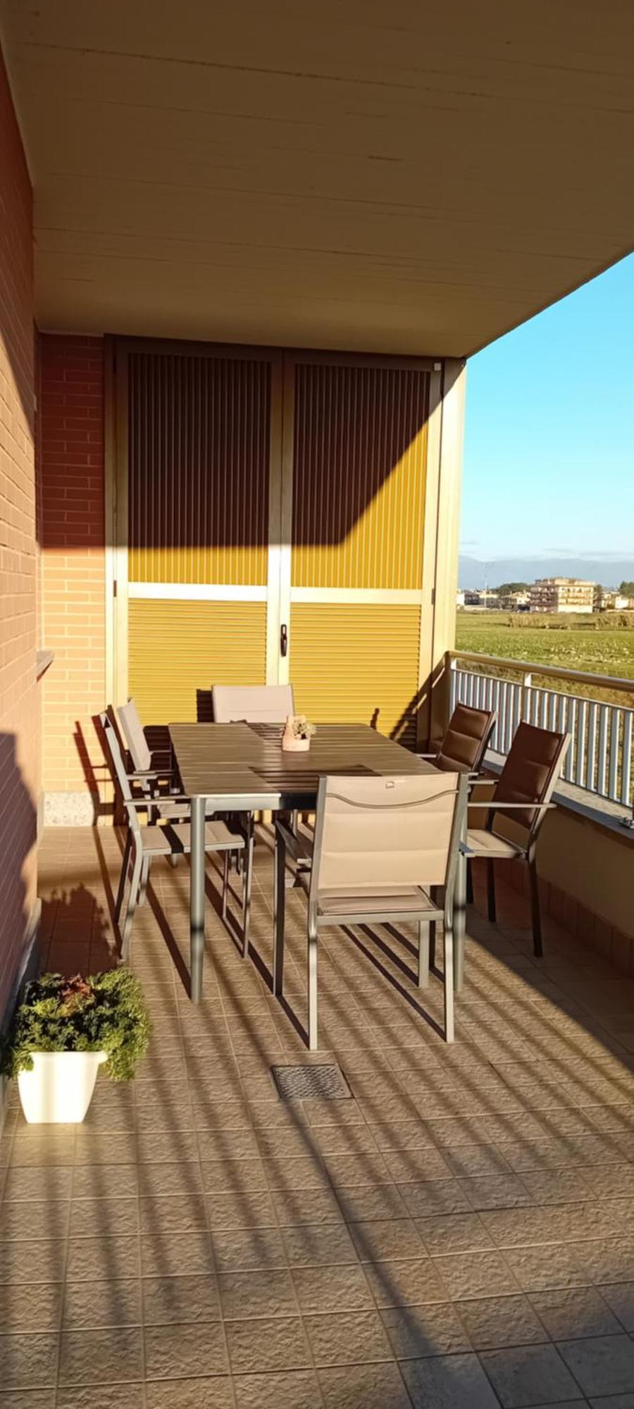 Apartment Roman Sunset Metropolitana Anagnina Con 2 Bagni Rome