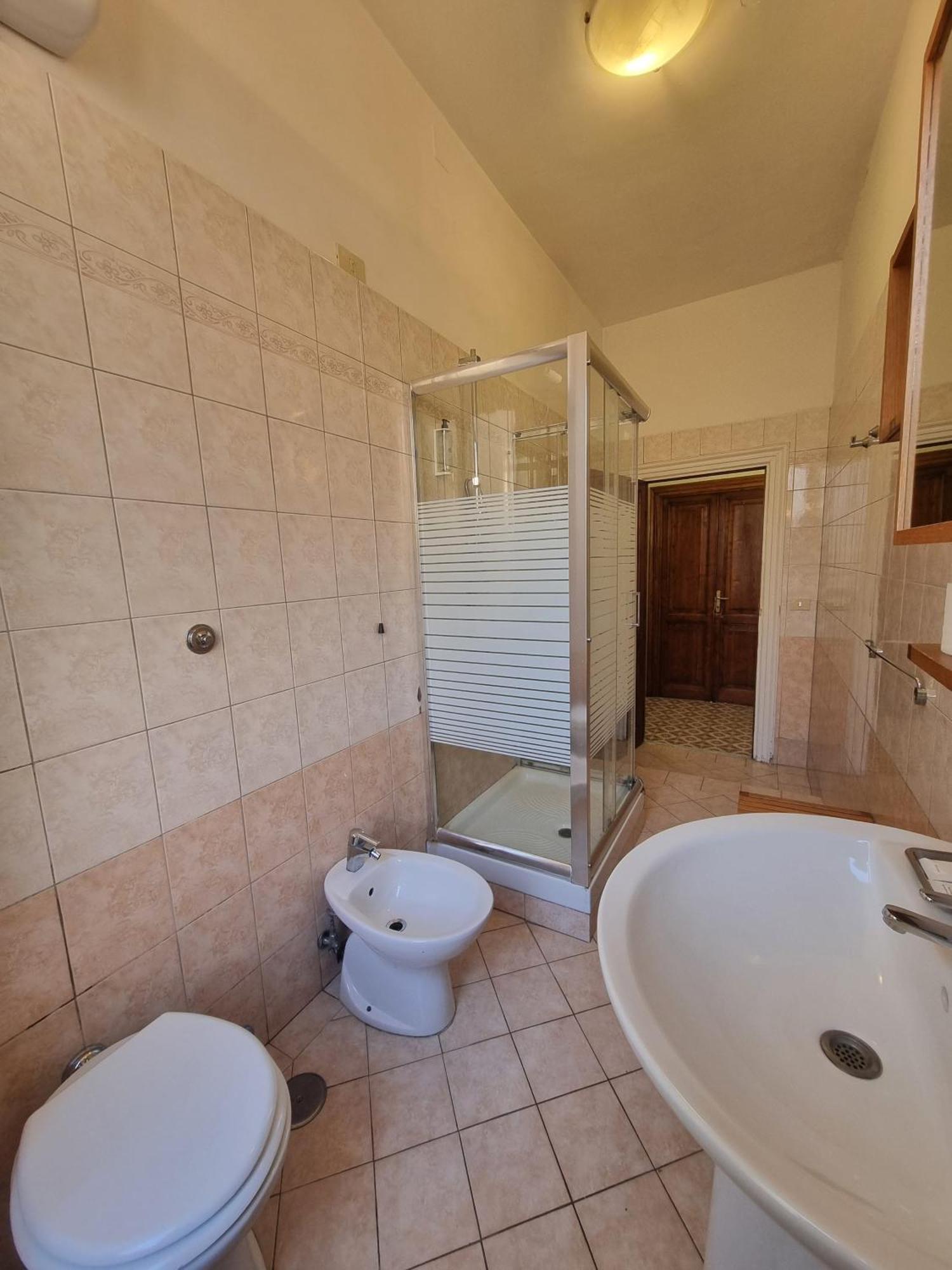 Reyes Hotel