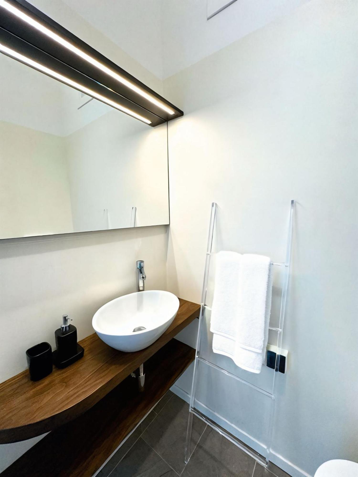 Talenti Parkview Apartment