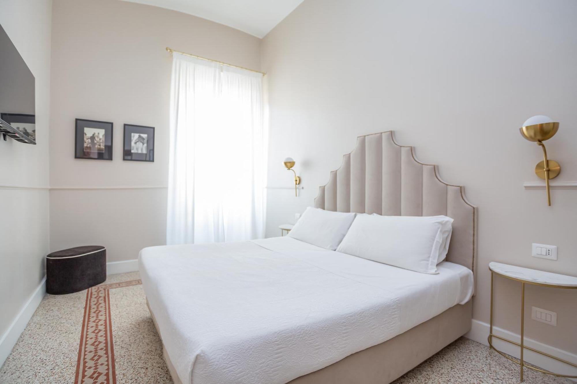 Maison d'hôtes Daplace - La Mongolfiera In Navona 3*