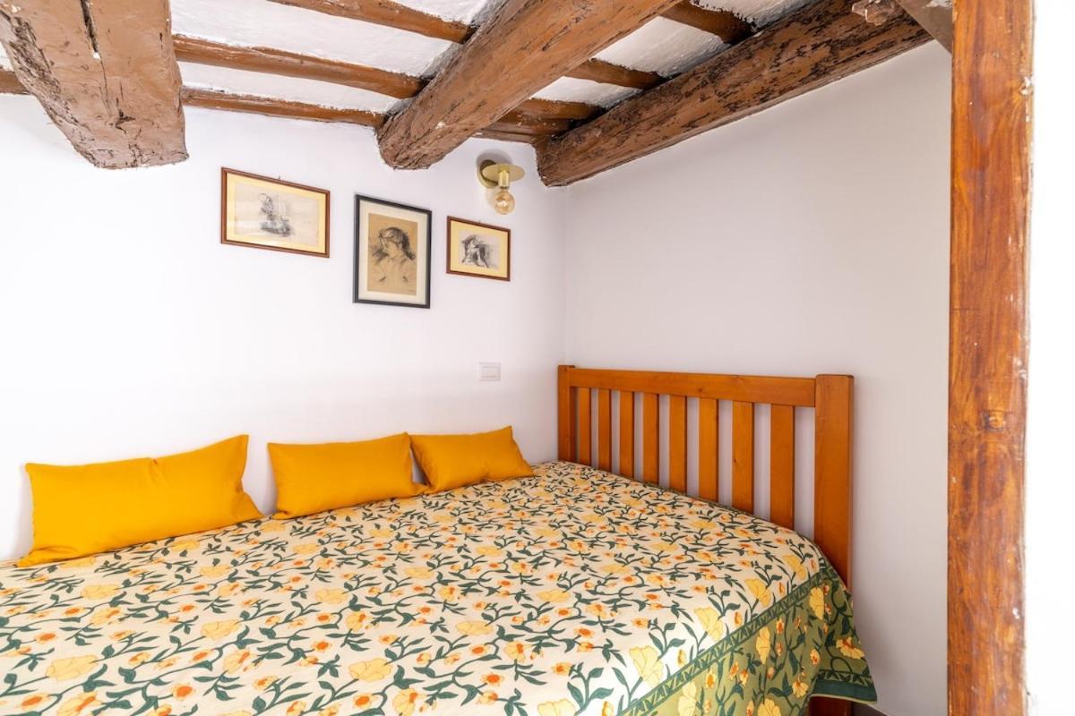 Apartment Fascinating Attic - Up To 2 Guests - Trastevere Rome