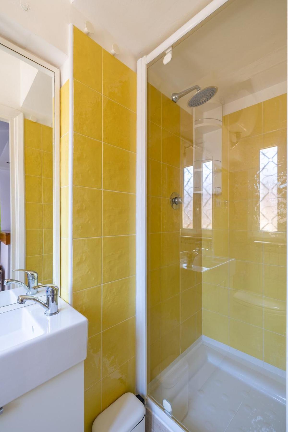 Fascinating Attic - Up To 2 Guests - Trastevere Apartment Rome