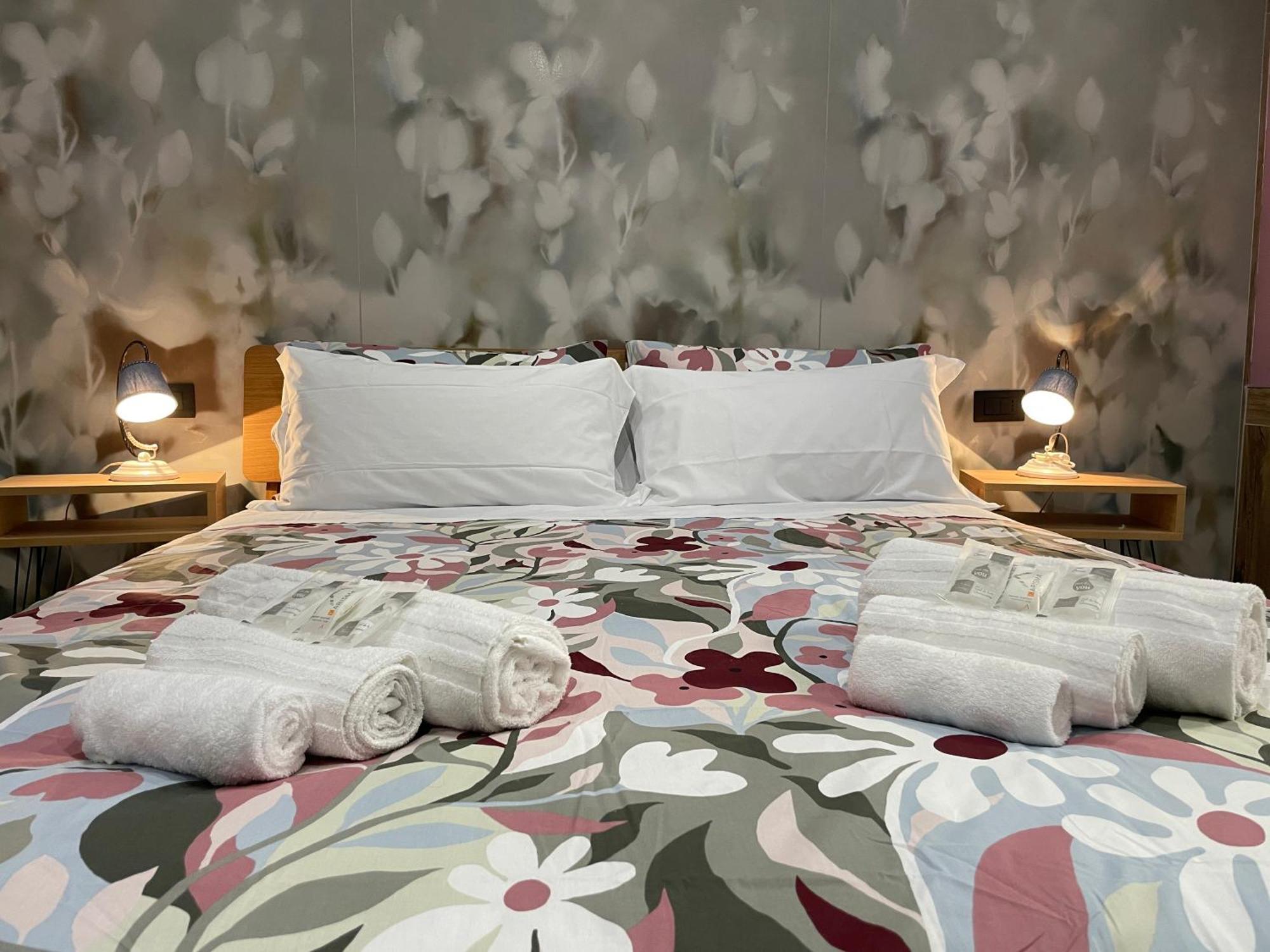 Helle Hus - 200m From Piazza Bologna Metro And 10 Minutes From The Colosseum Affittacamere