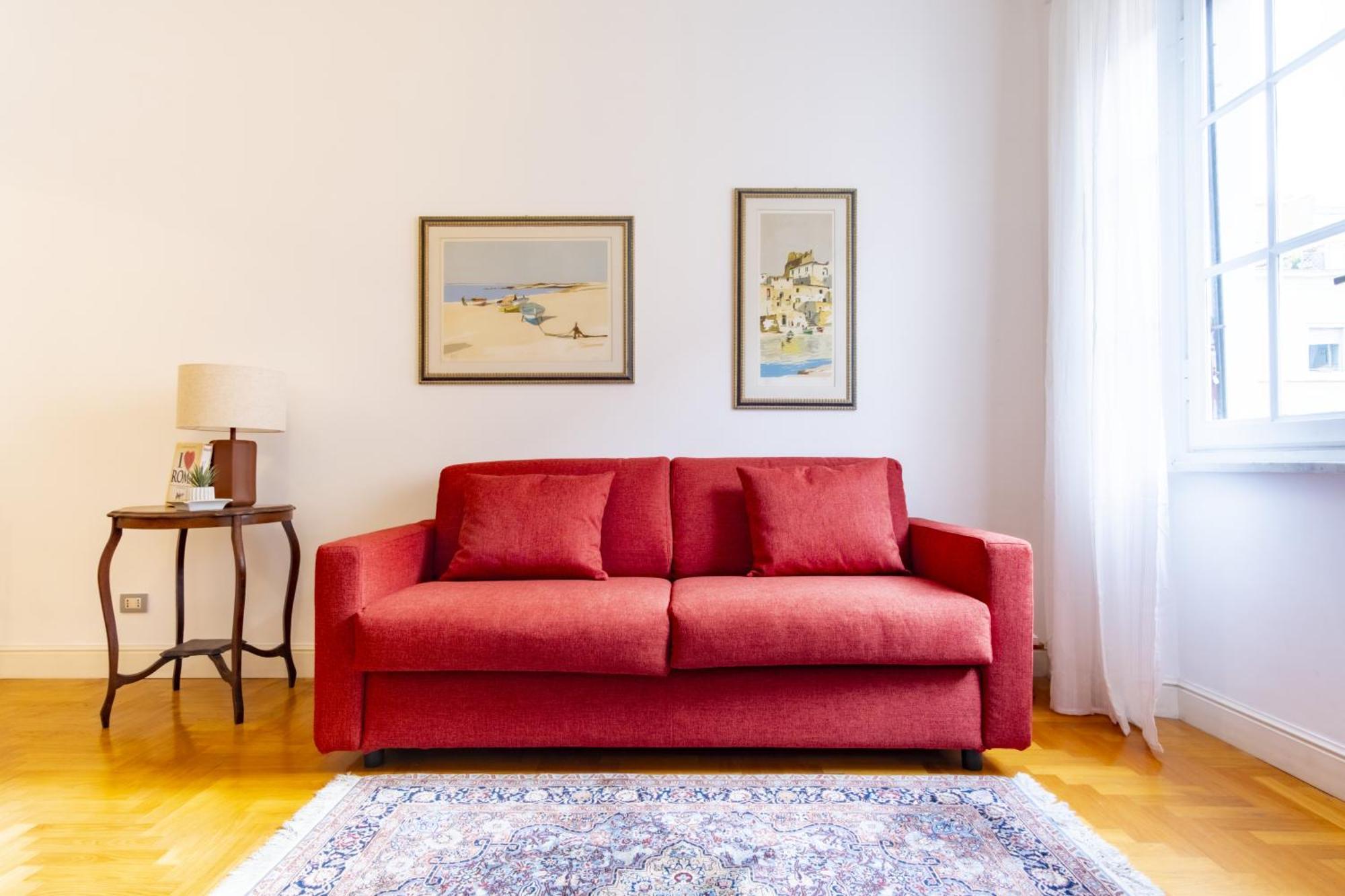 Apartment Elegantis Solinda - Easily Get To The Historic Center, Metro, Tram And Bus Are Nearby