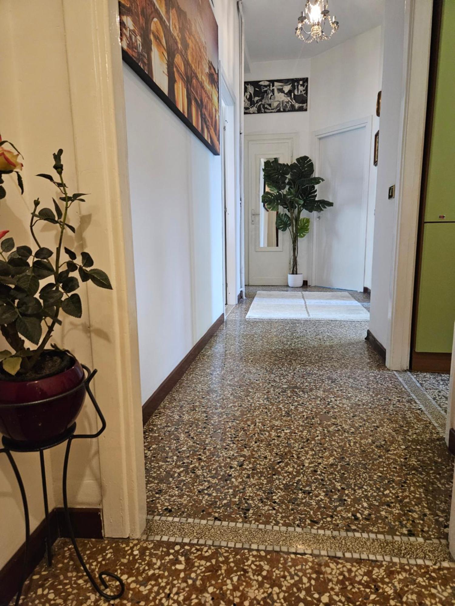 12 V Itali Guest house Rome