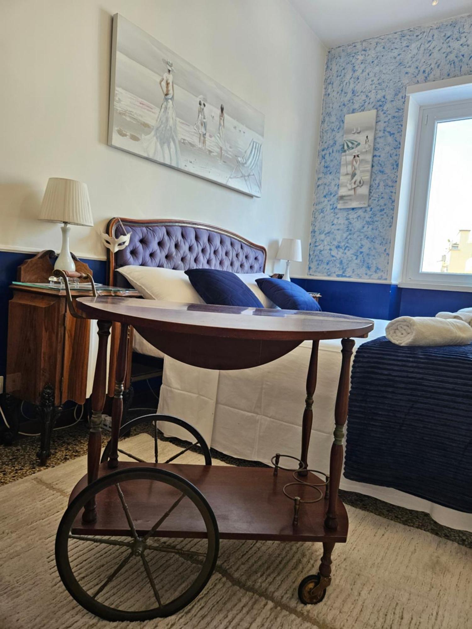 Guest house 12 V Itali Rome