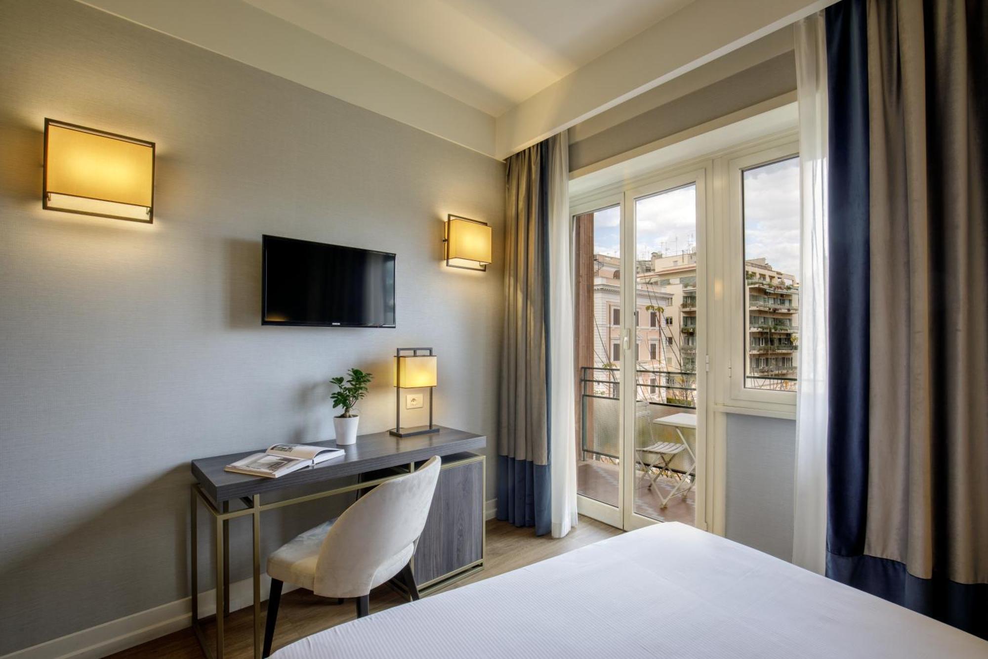 Hotel Santa Costanza By Omnia Rome