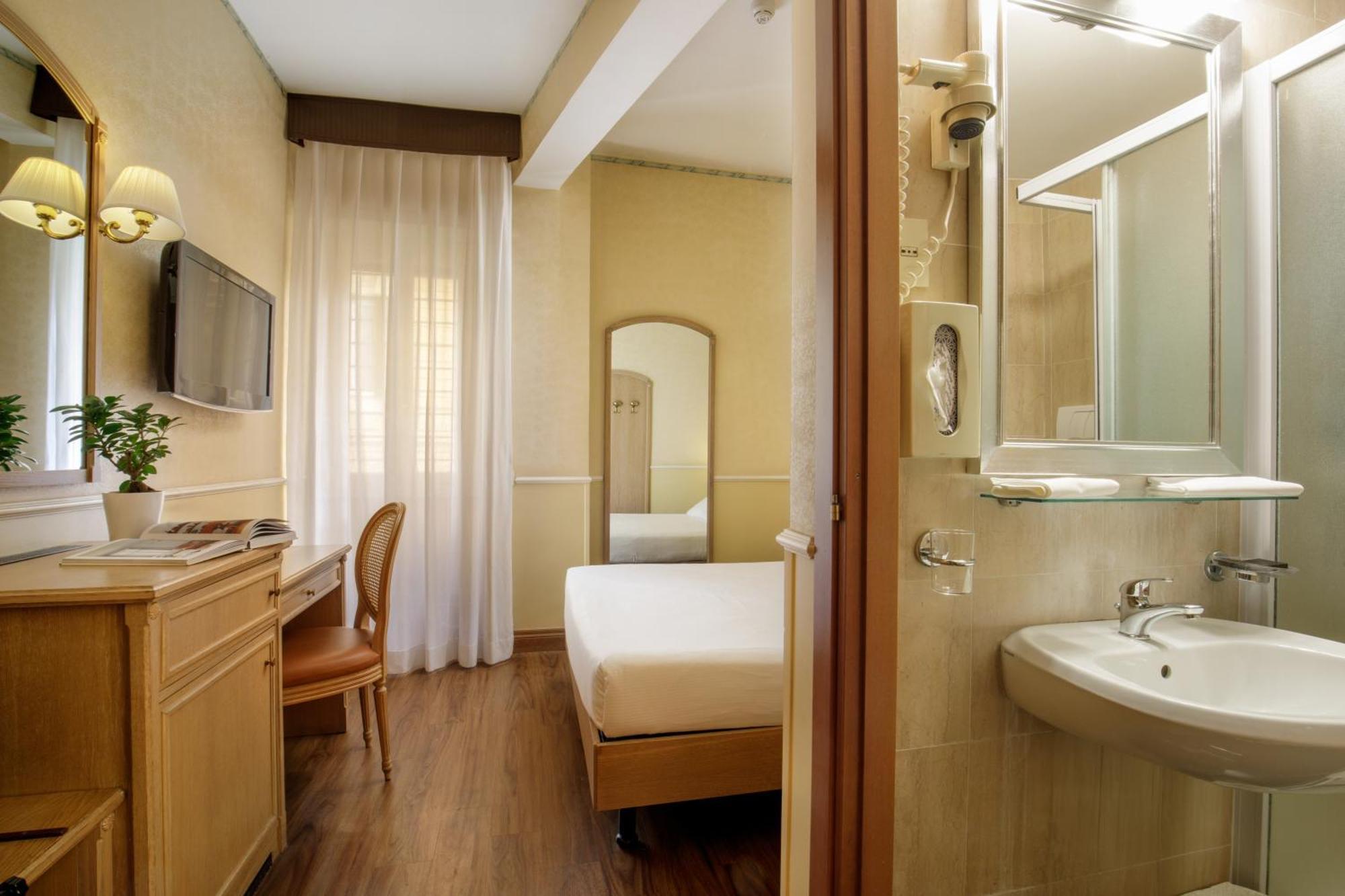 Santa Costanza By Omnia Hotel 4*