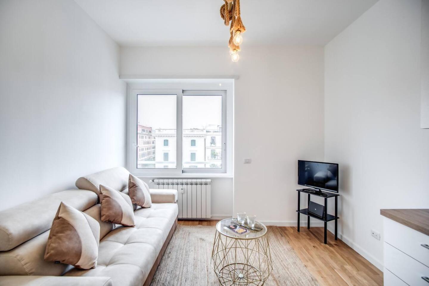 Naos Close Popolo Square Appartement *