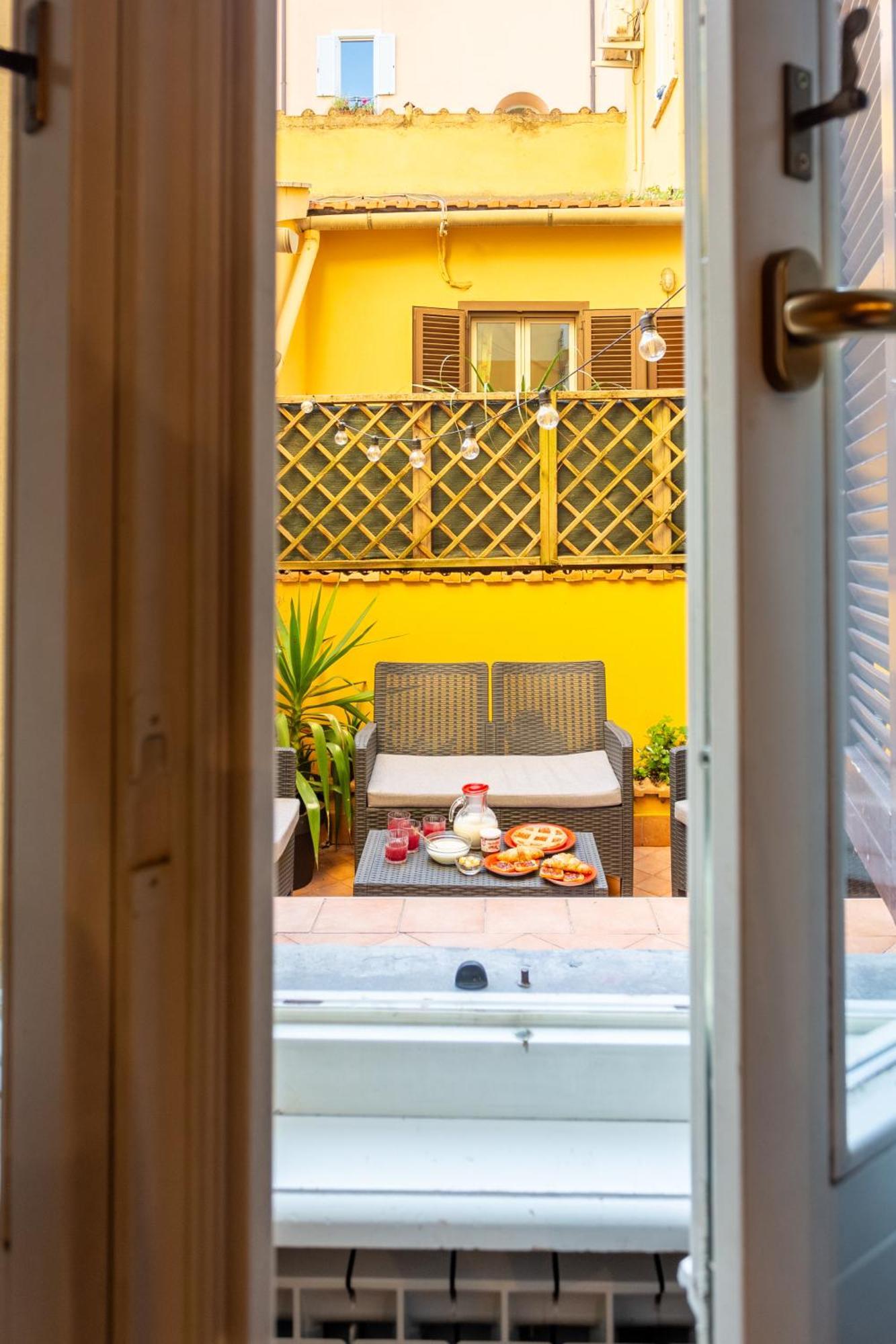 Oliviero - Colosseo With Terrace Apartment *