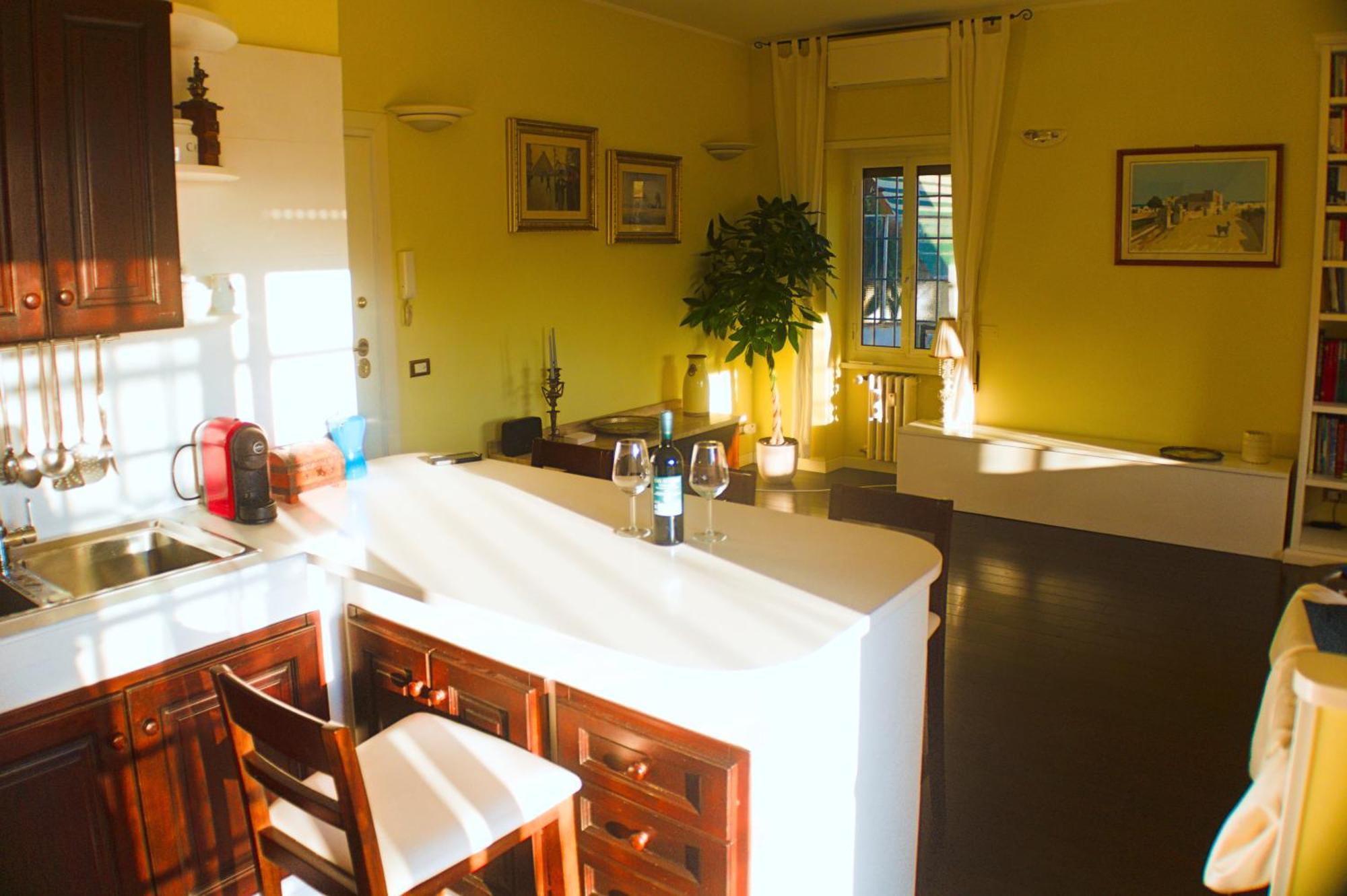 Tiziana's Terrace - Pet Friendly Apartment Rome