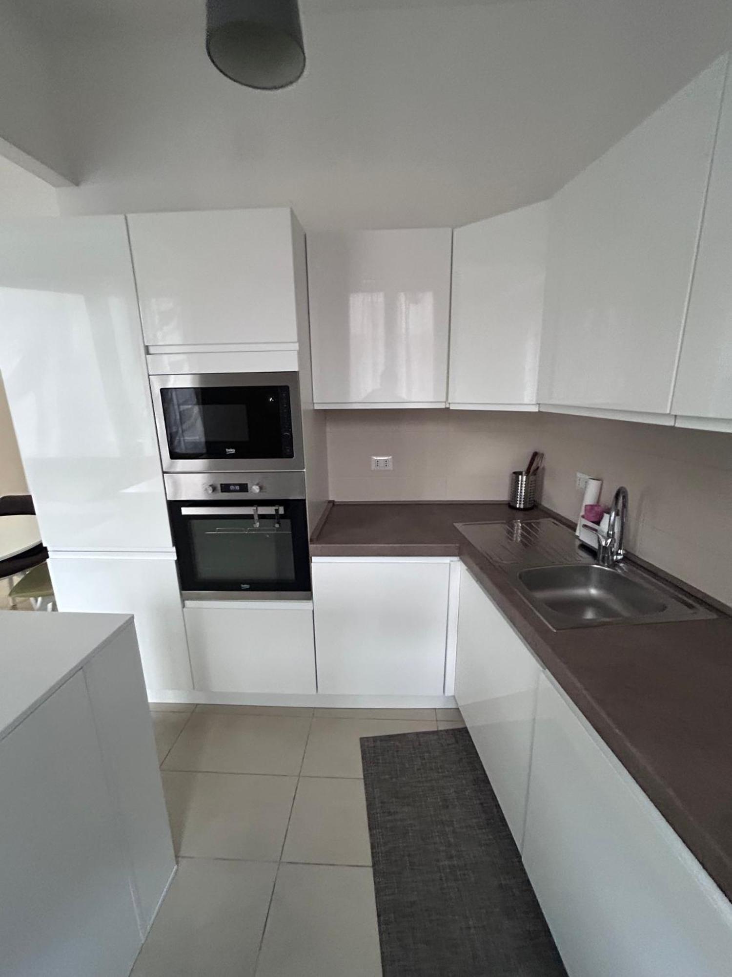 Realty Company Mercede Apartment *