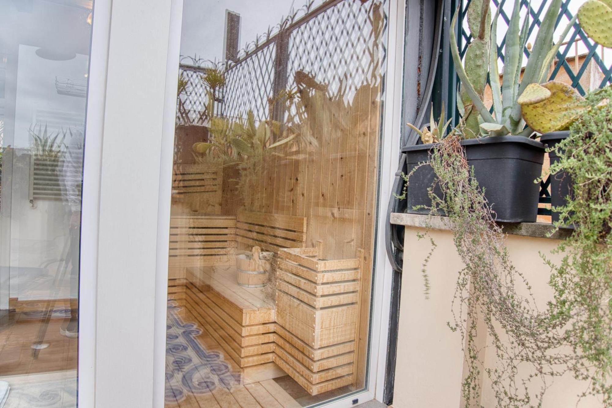 Orsoline Boutique - Position In Appartement *