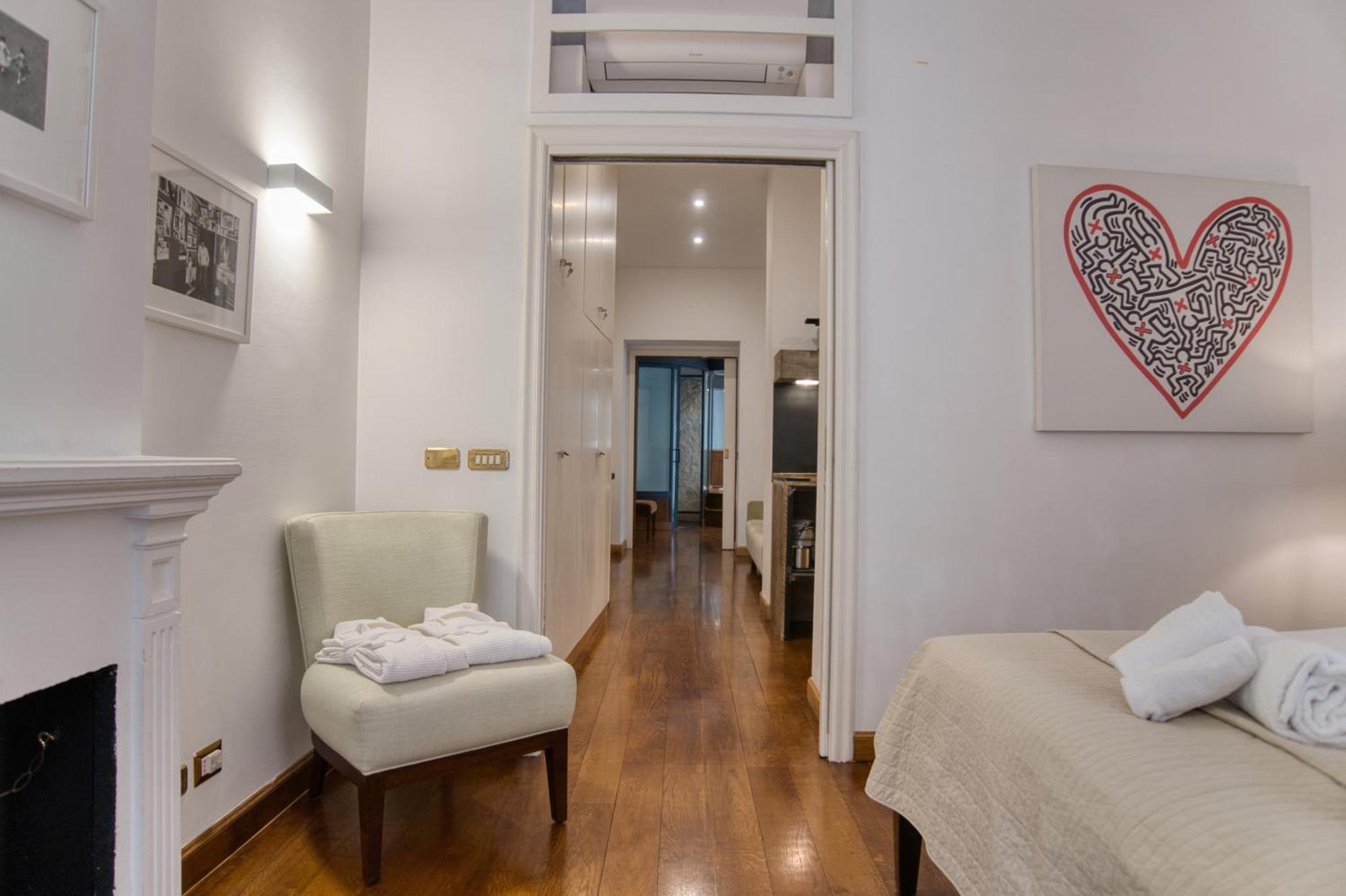 Orsoline Boutique - Position In Appartement *