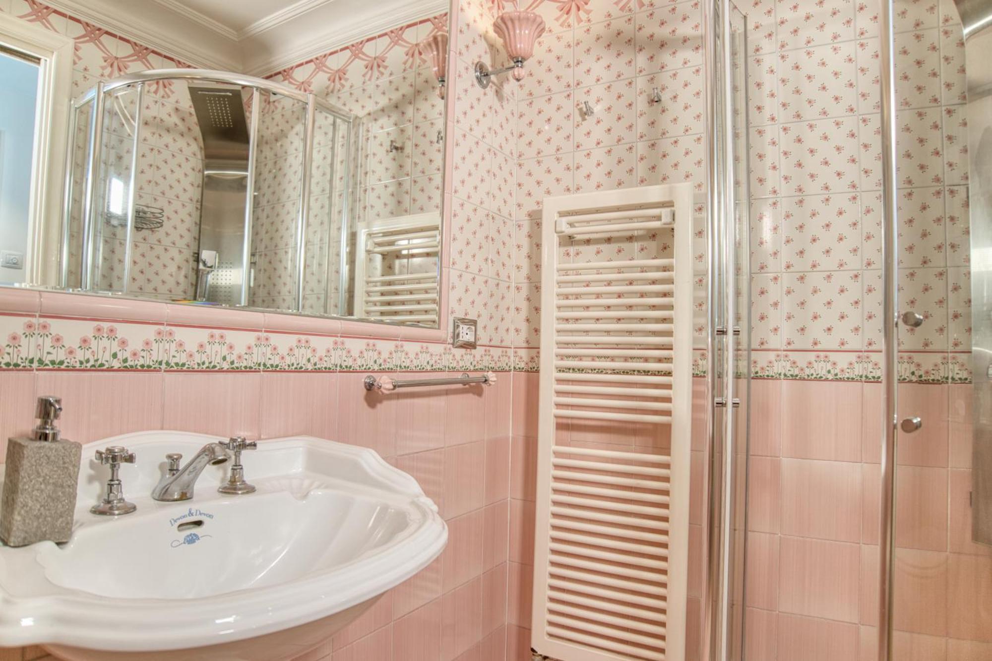 Appartement Orsoline Boutique - Position In *