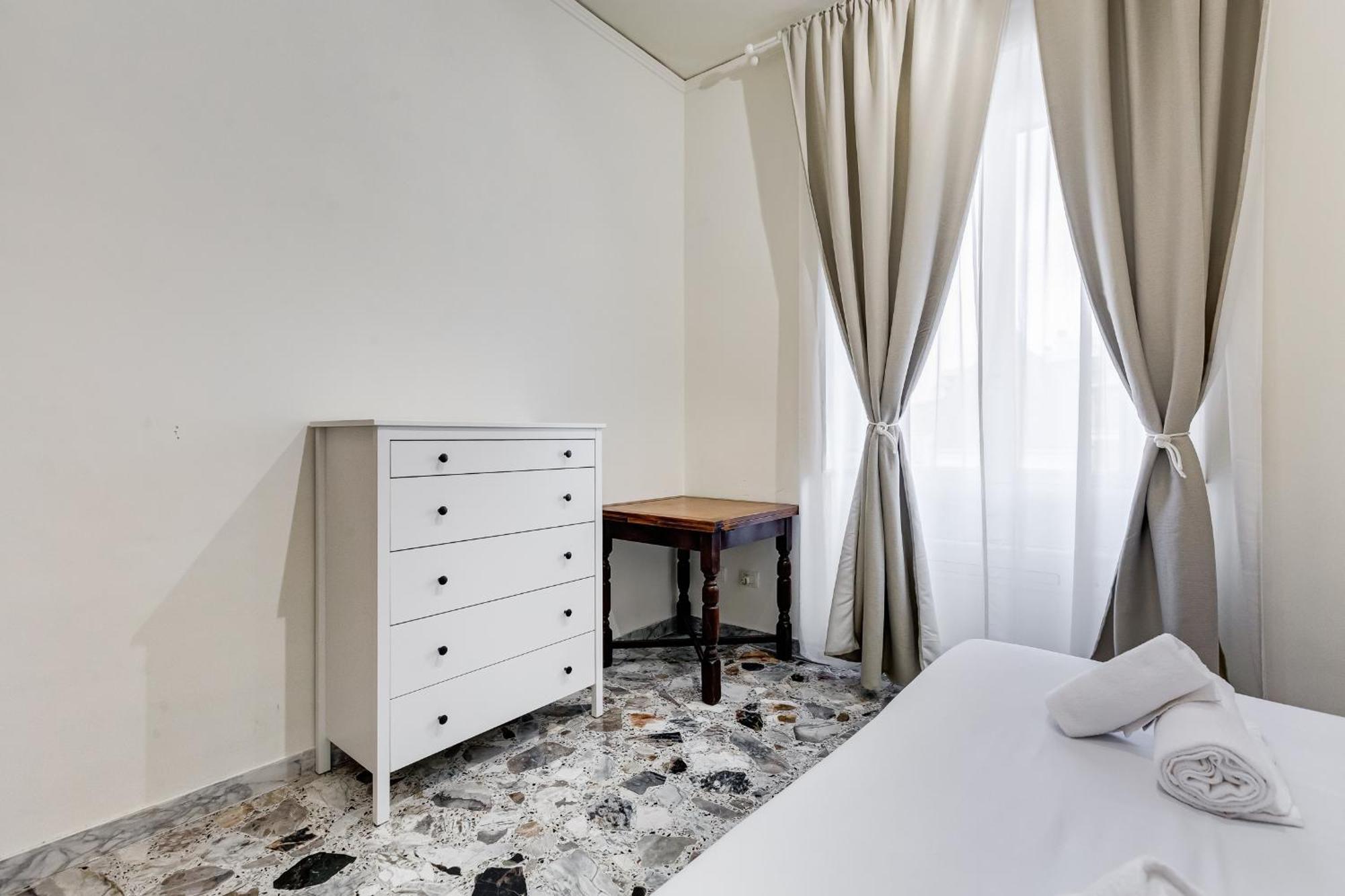 Vivilo Collection - San Vito View - 3 Bdr 2 Baths Apartment *