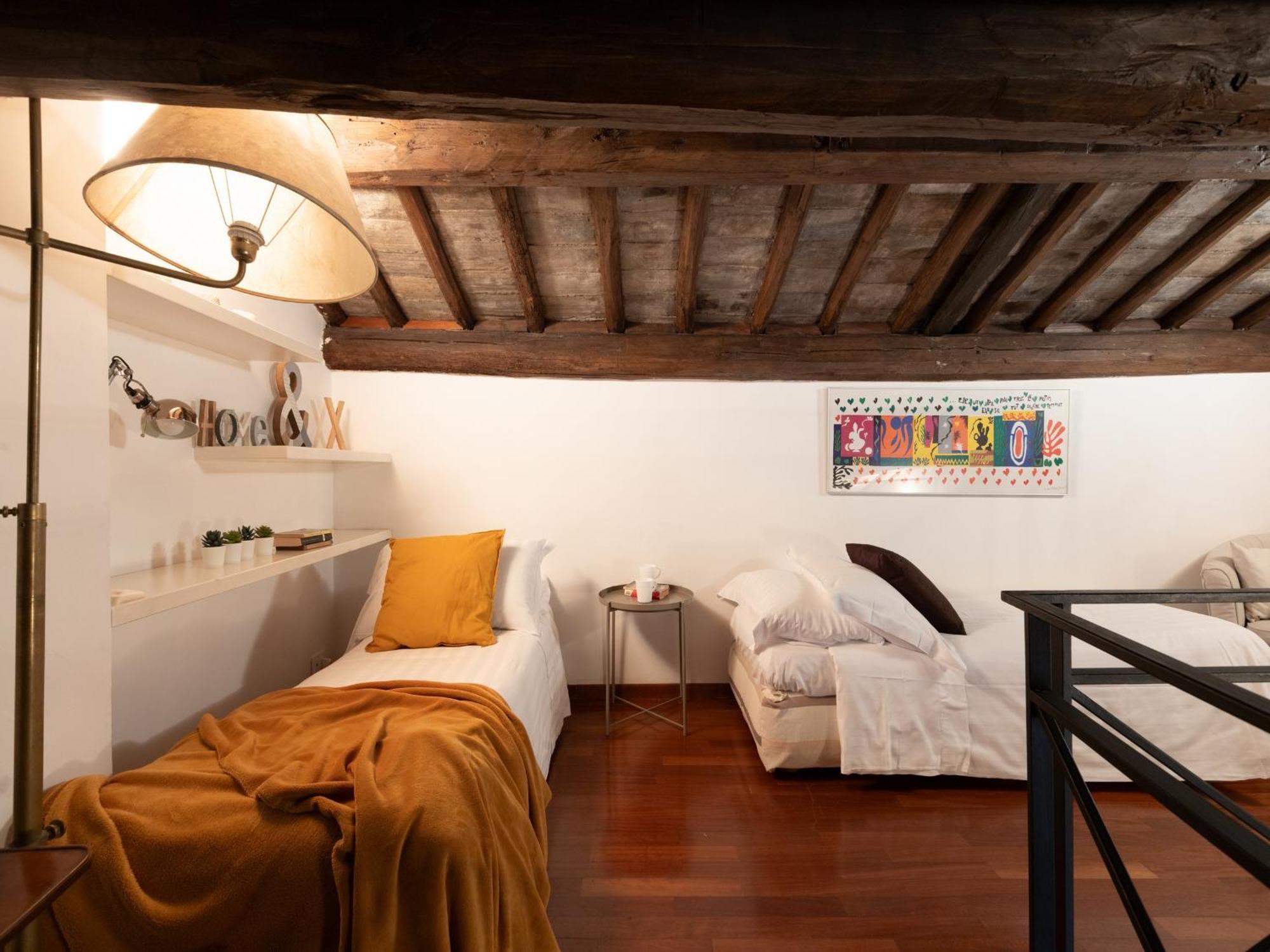 The Rent - Stylish In Trastevere District