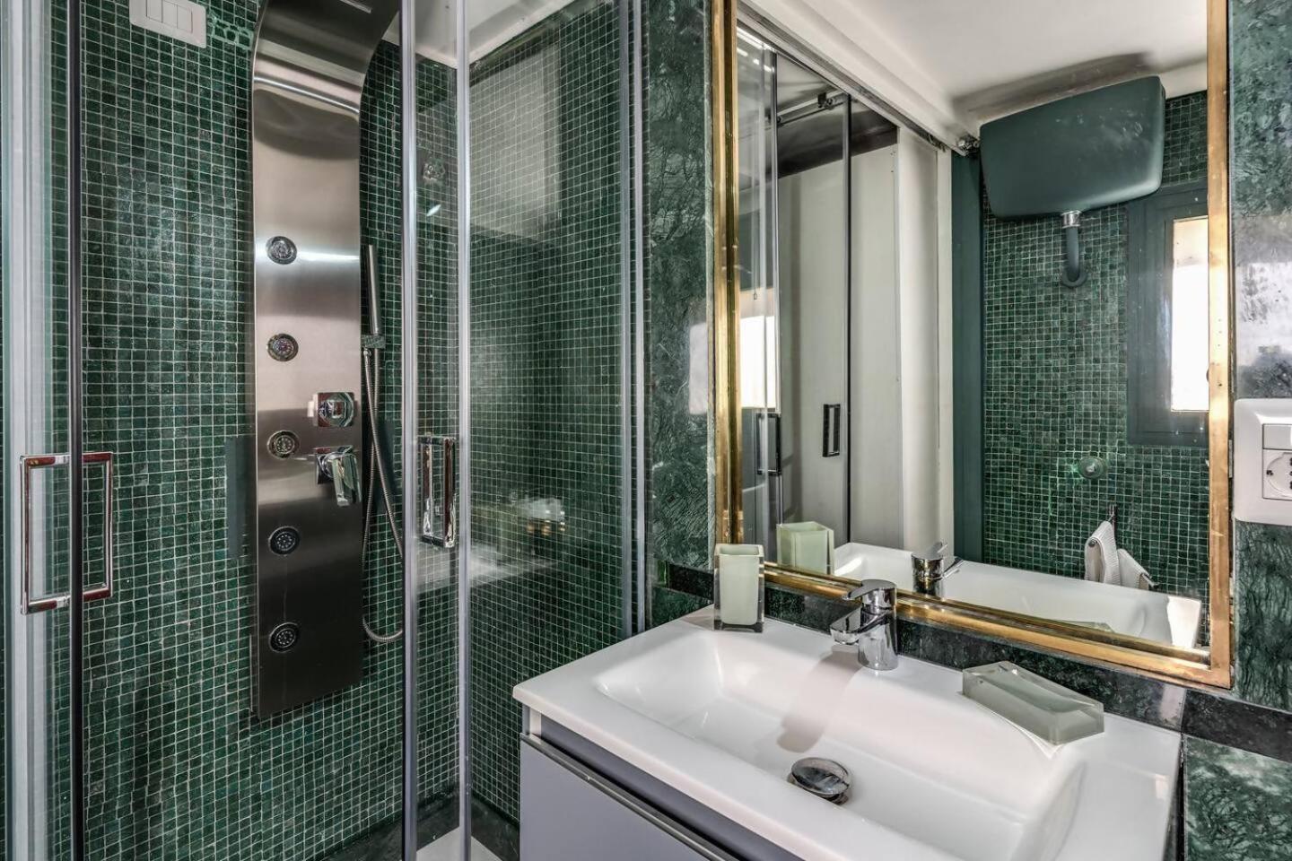 Domus In Via Del Corso Appartement Rome