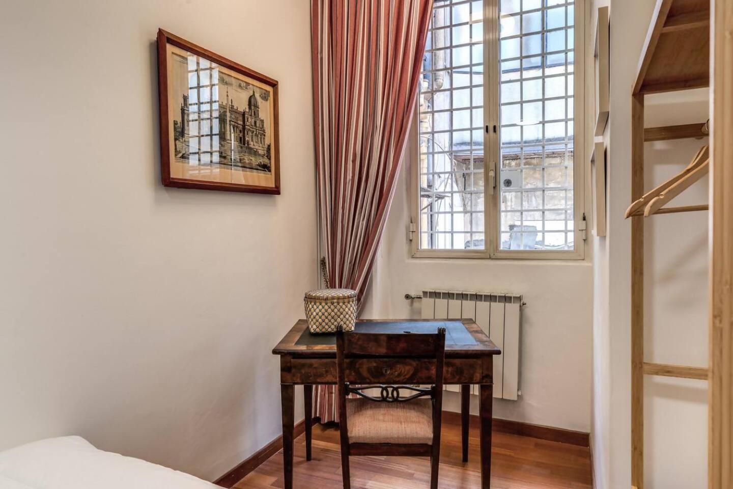 Domus In Via Del Corso Appartement