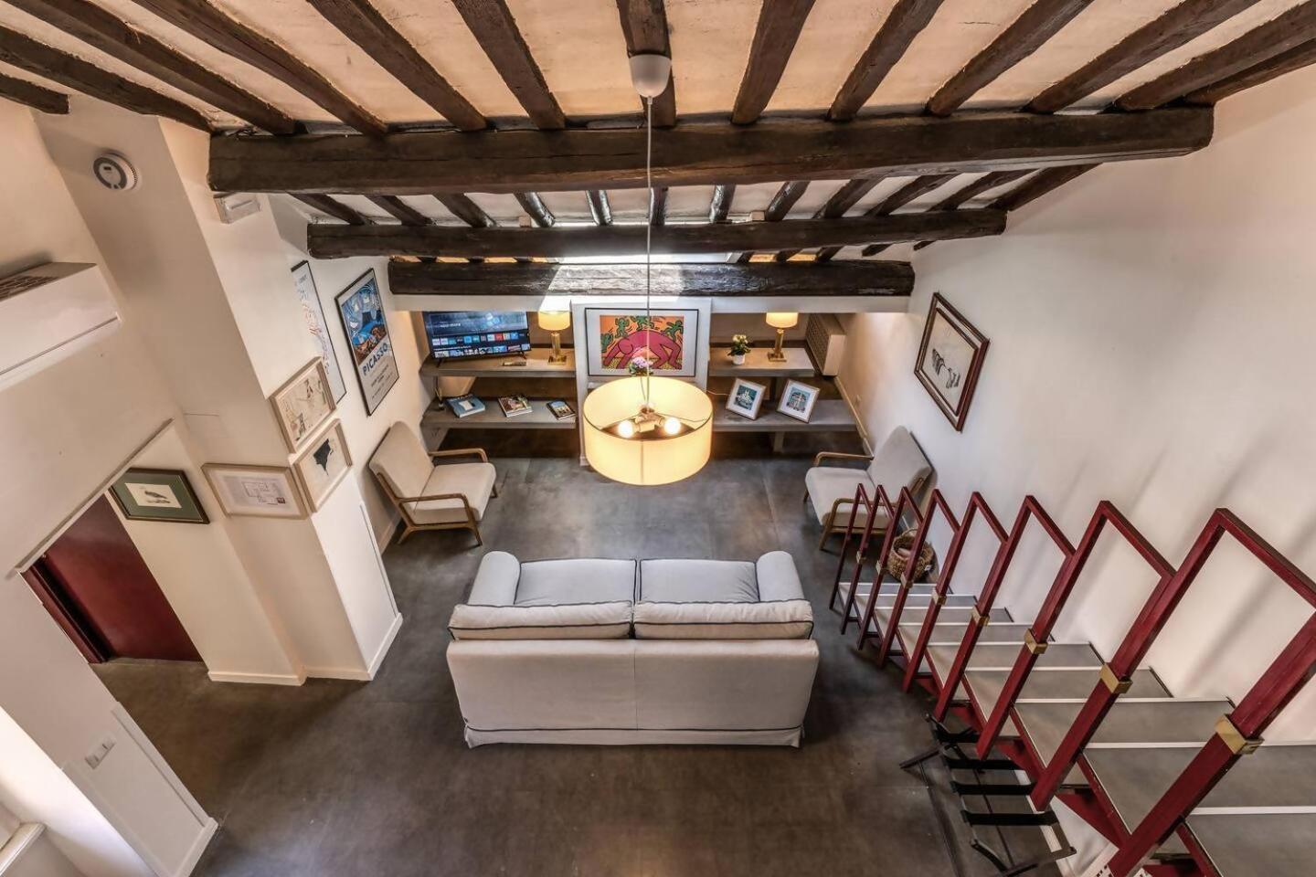 Domus In Via Del Corso Appartement