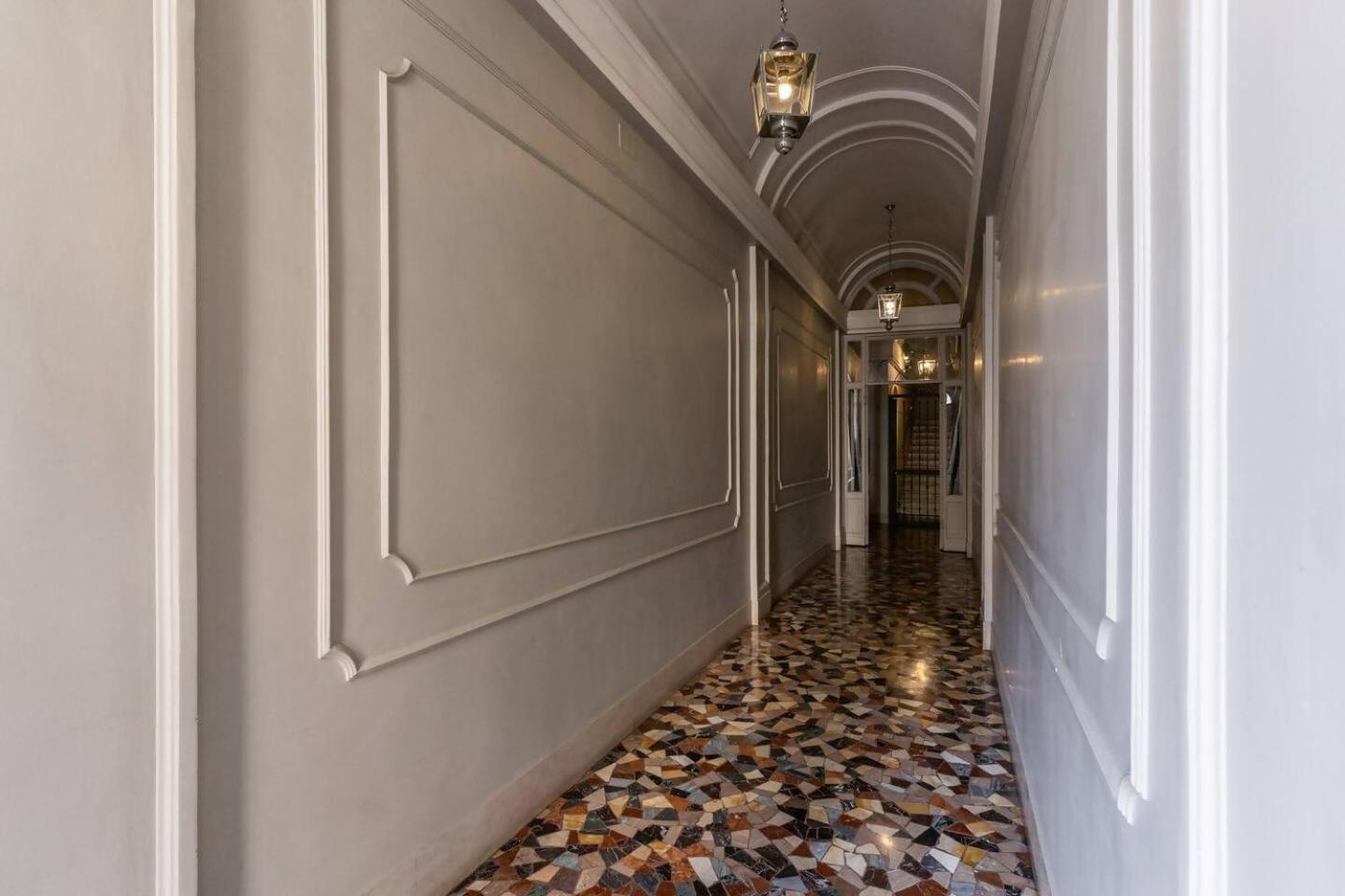 Domus In Via Del Corso Appartement Rome