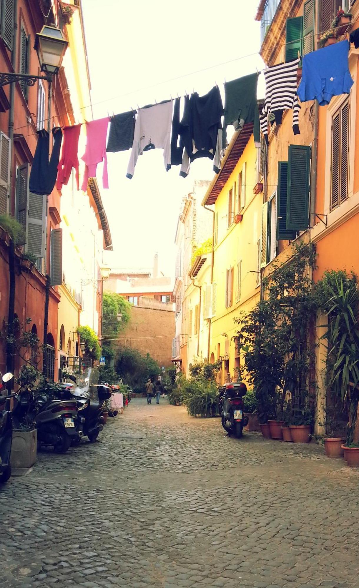 Vaticano Ohana Trastevere Rome