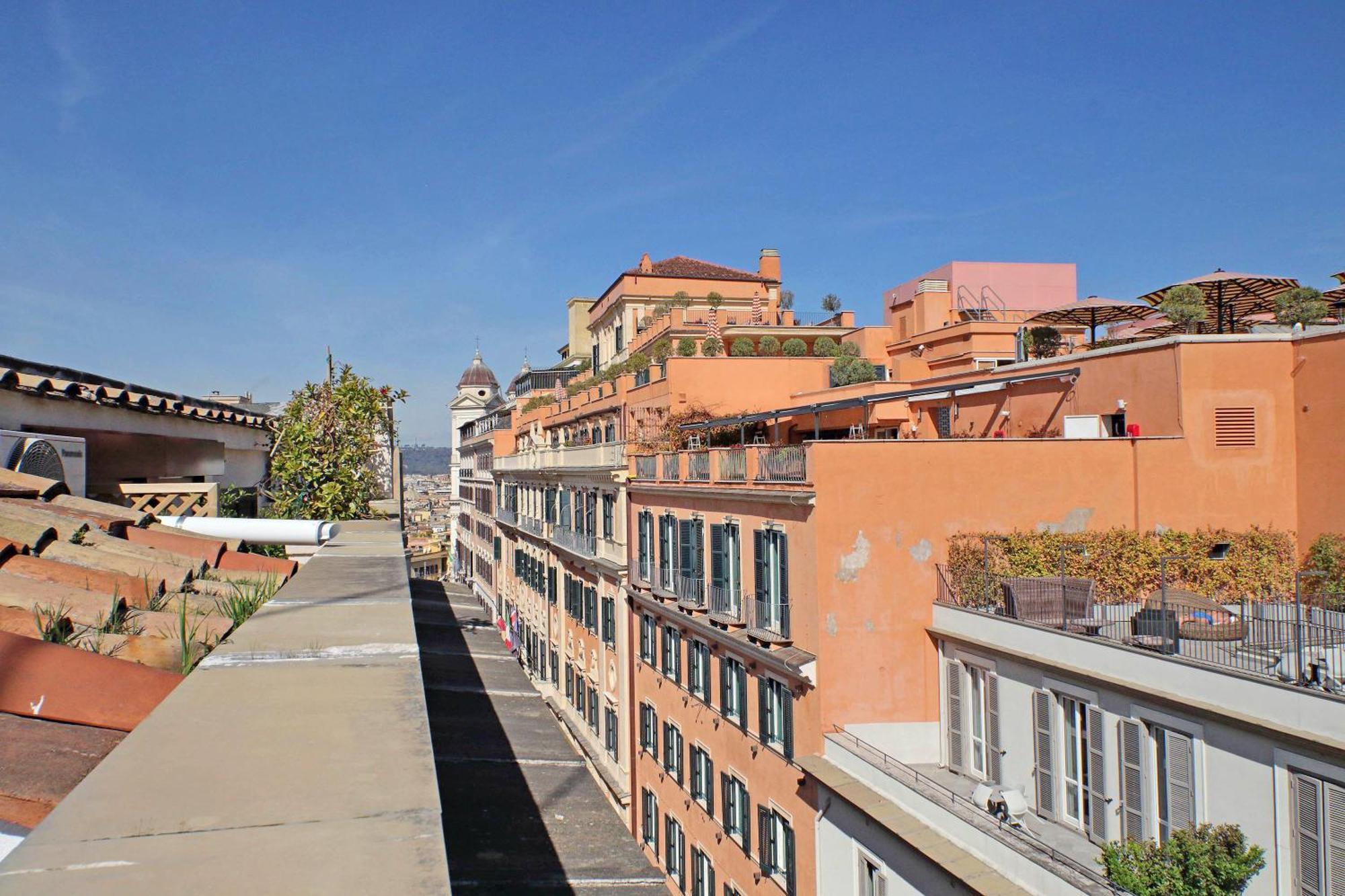 Lovely Via Sistina Apartment *