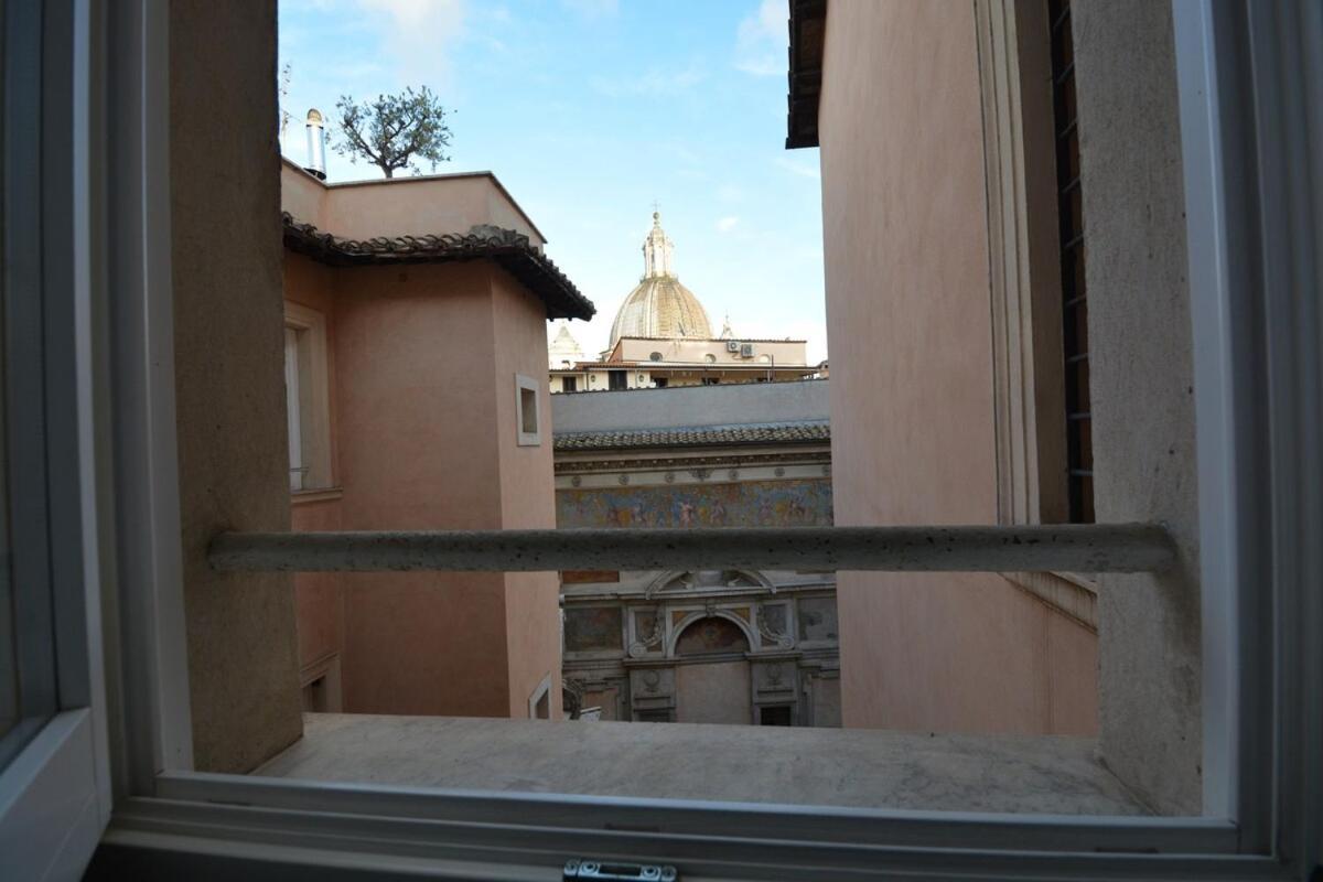 - Parione House * Rome