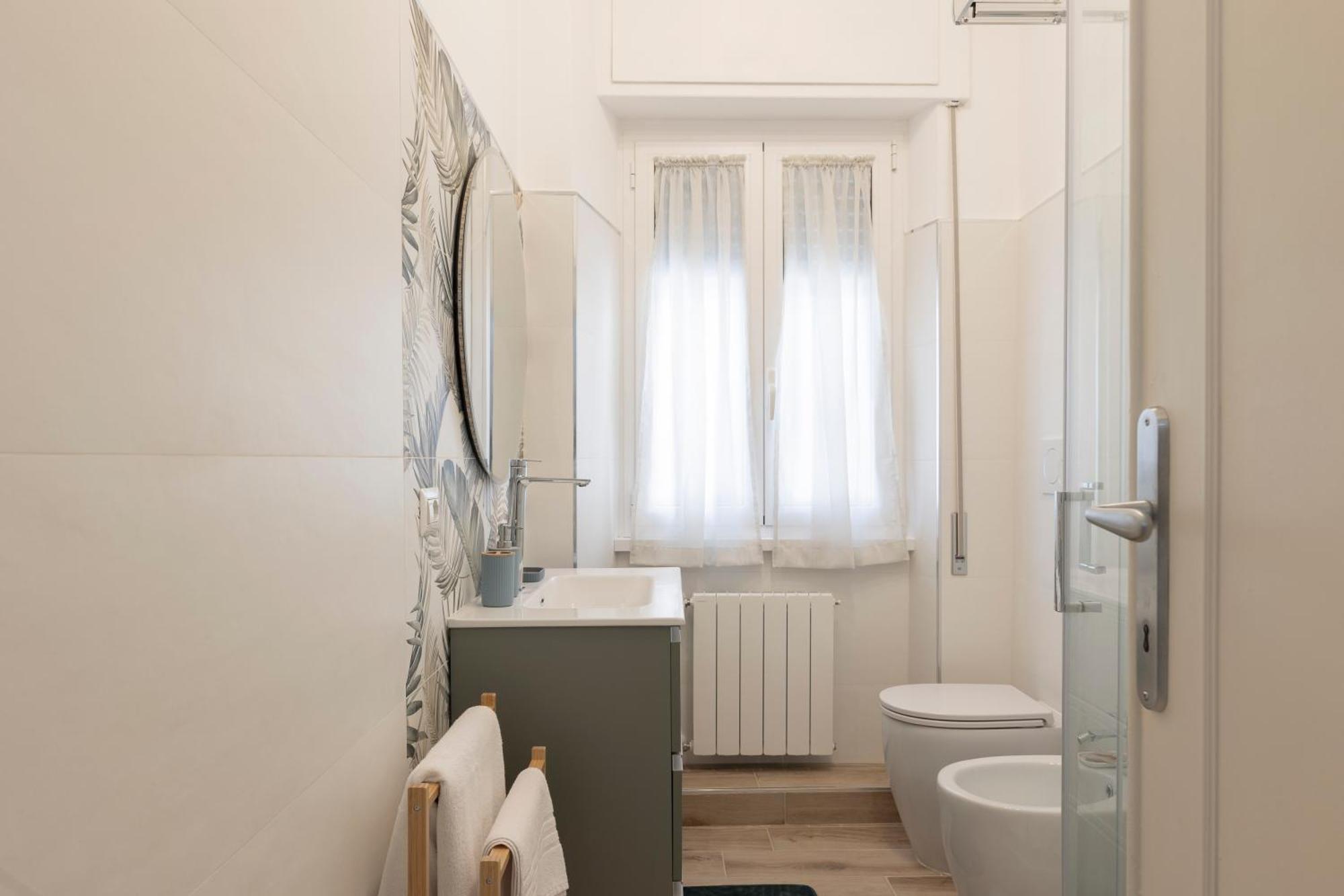 Modern - Trastevere & Vaticano Apartment *
