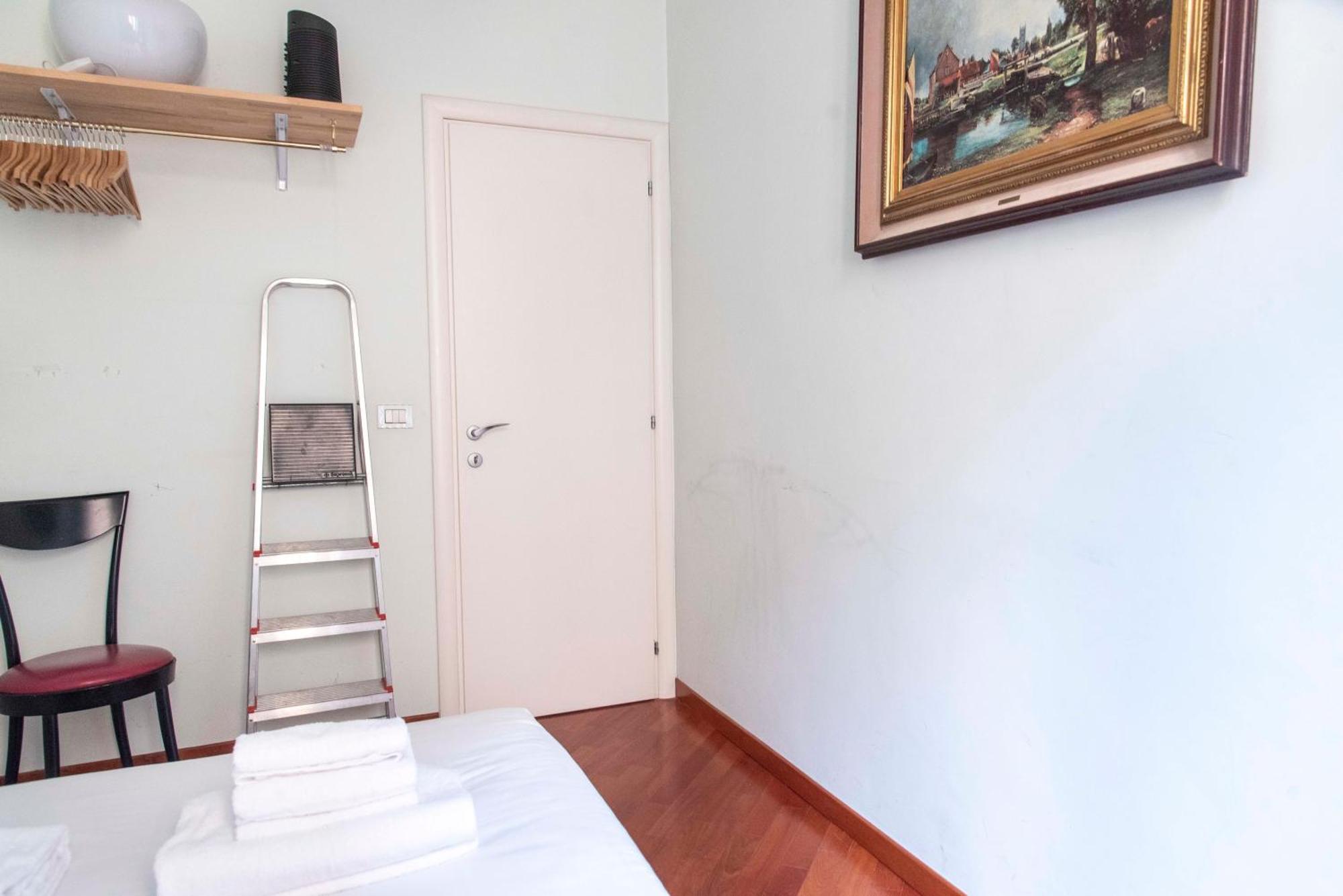 Here's A New Laura's Place - Close To San Pietro Appartement