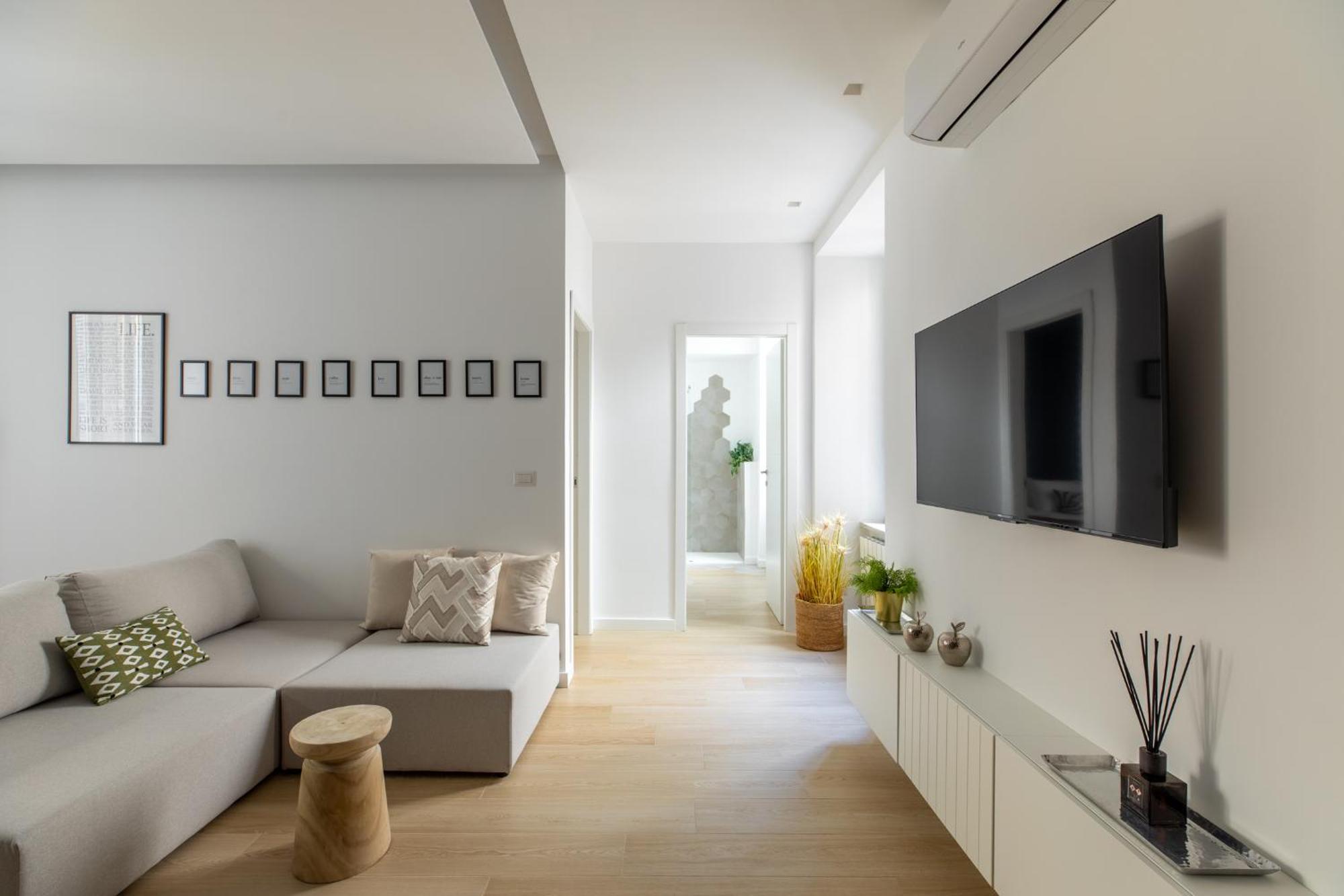 Iflat Sunny & Brand New Near Vatican Apartment