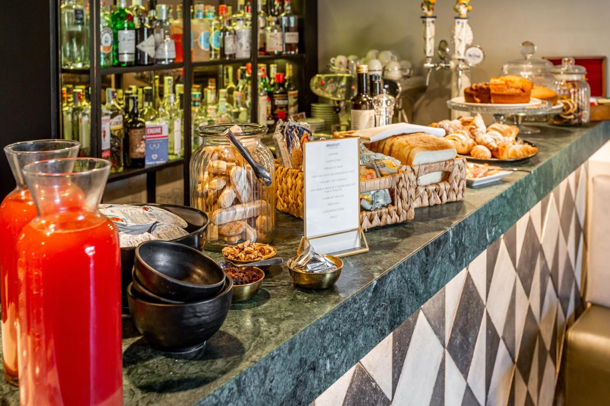 Parrasio Hotel 3*