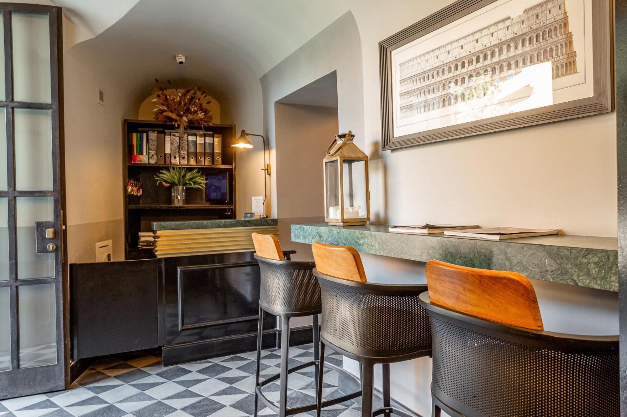 Hotel Parrasio Rome