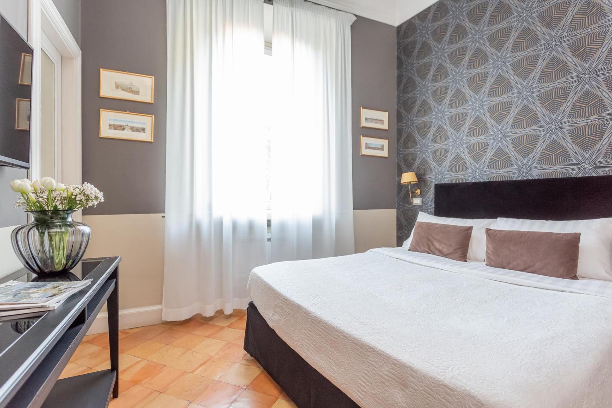Parrasio Hotel