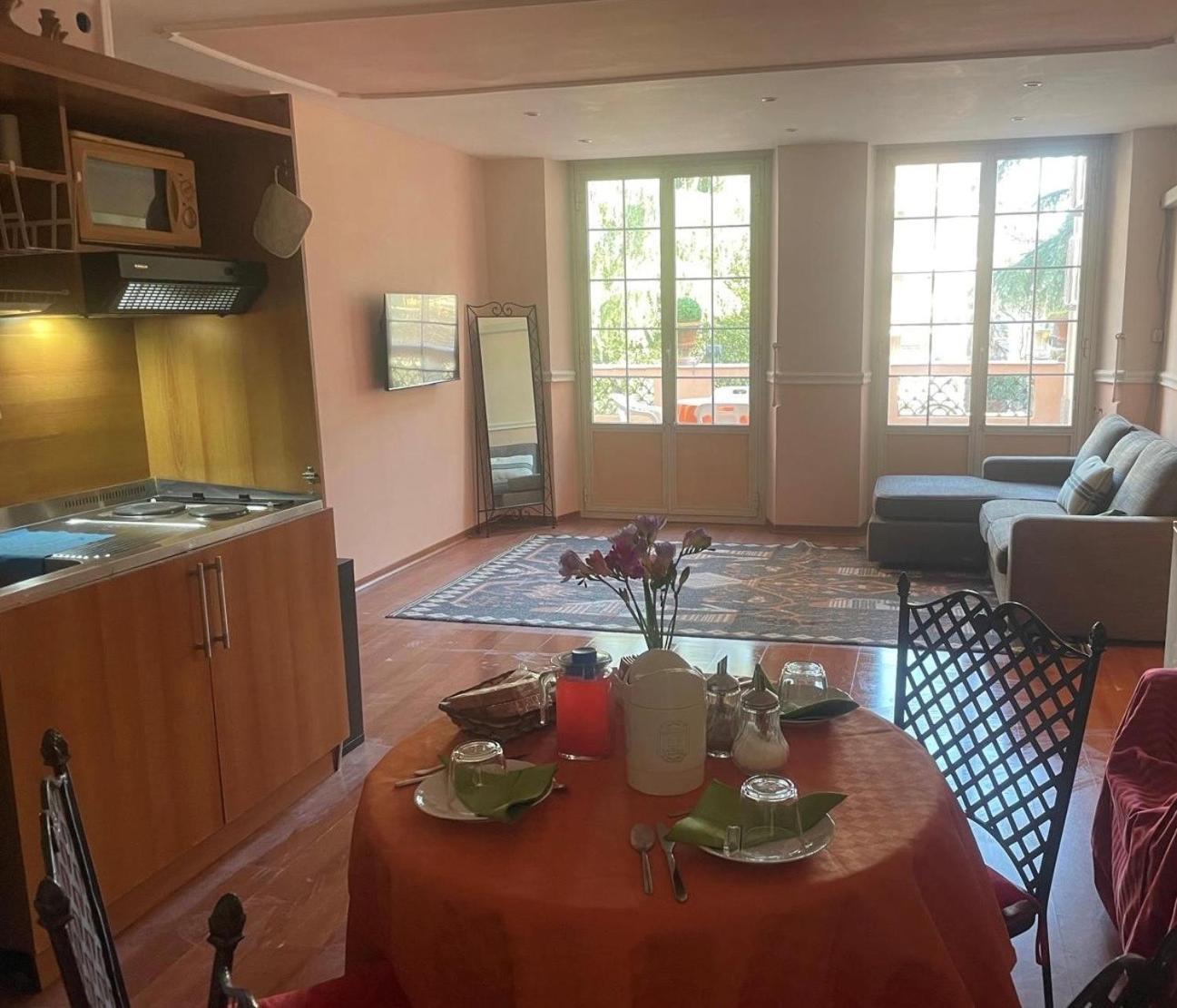 Bed & Breakfast La Di Rome