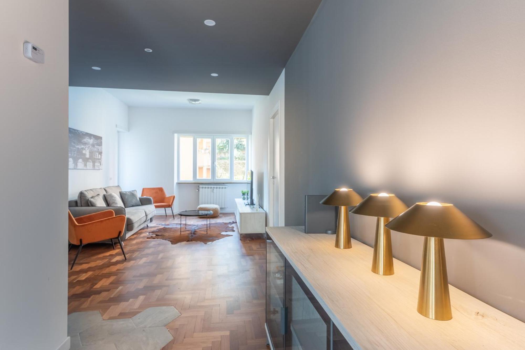 Skylife Modern 4-bedroom Trastevere Rome