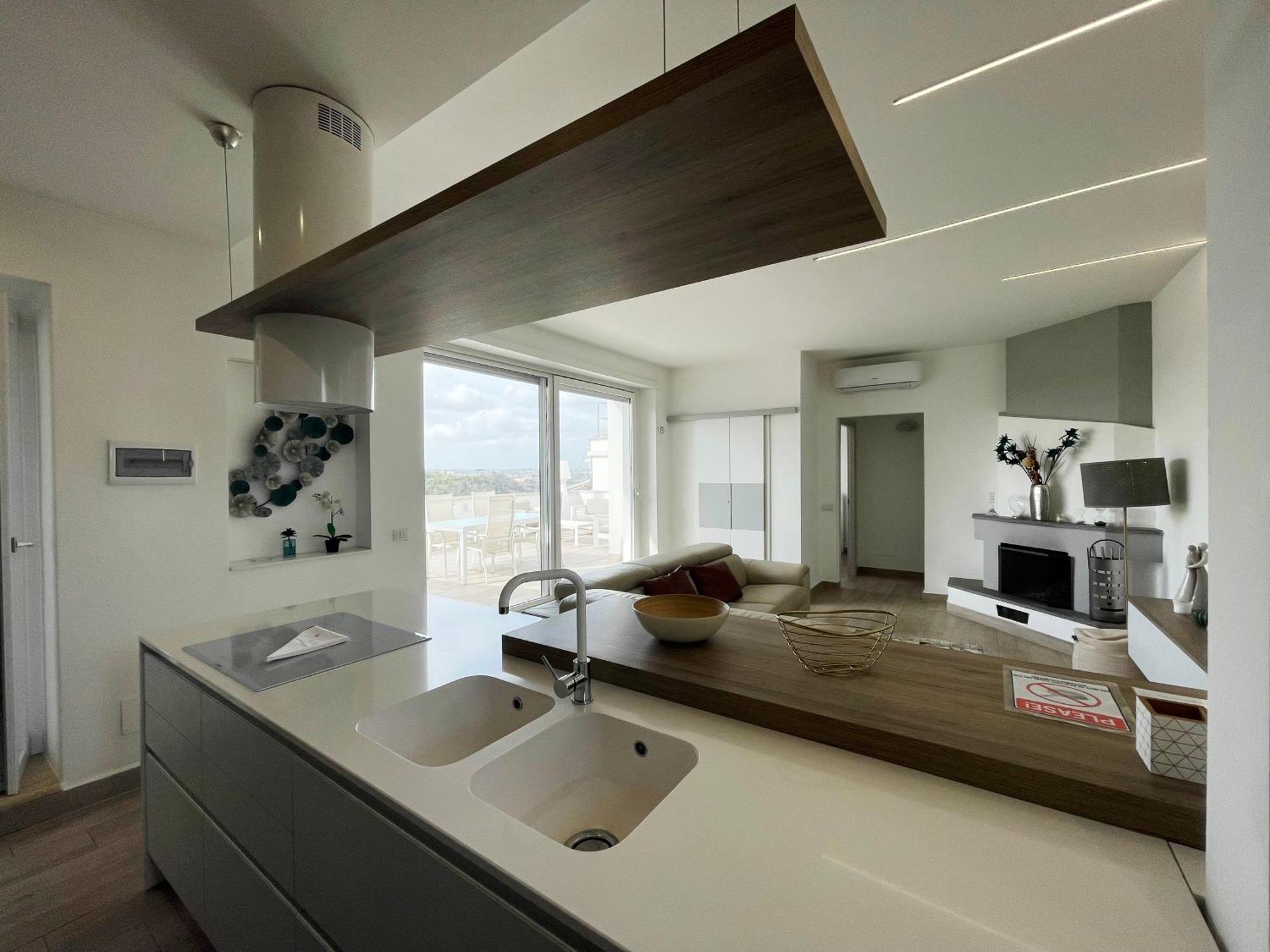 Penthouse With View Of Apartment Rome
