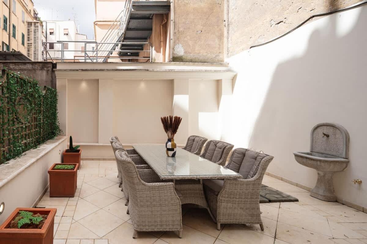 Via Vespasiano Private Apartment *