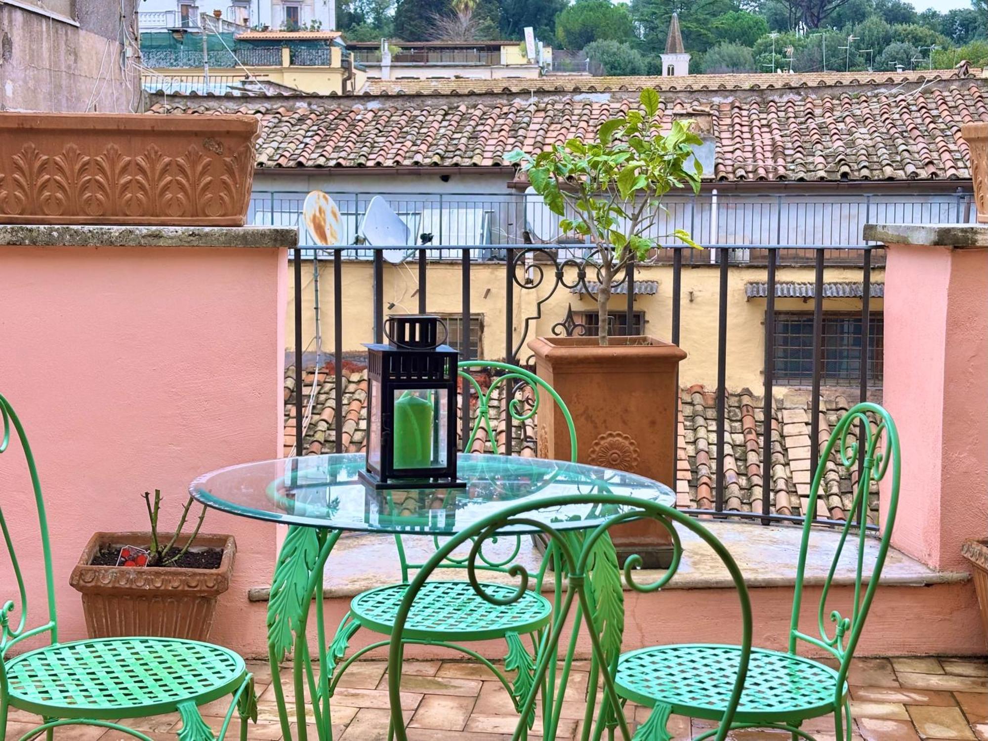 Paradiso Borgia Apartment *