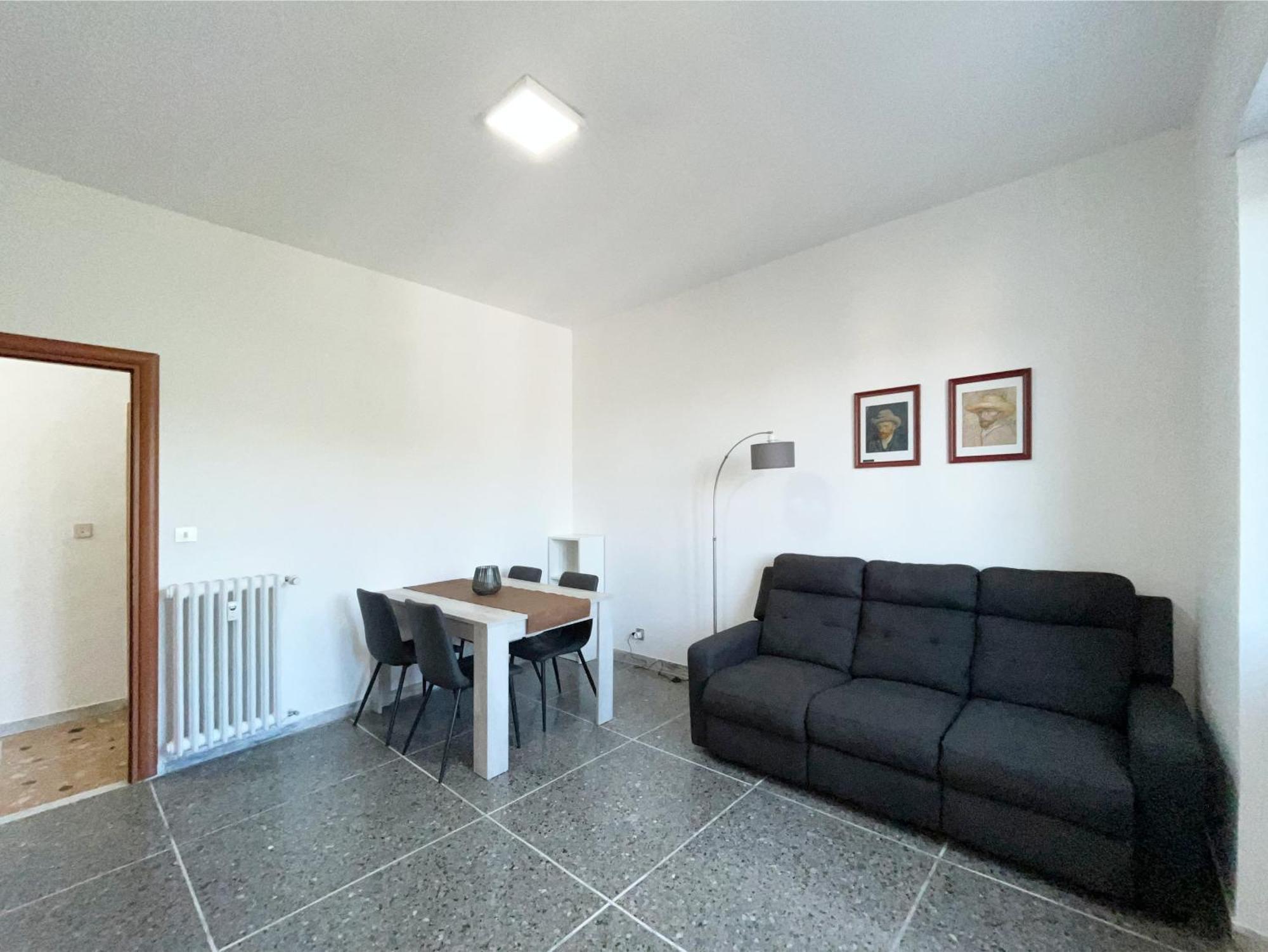 La Casa Di Edy - Metro Malatesta Apartment