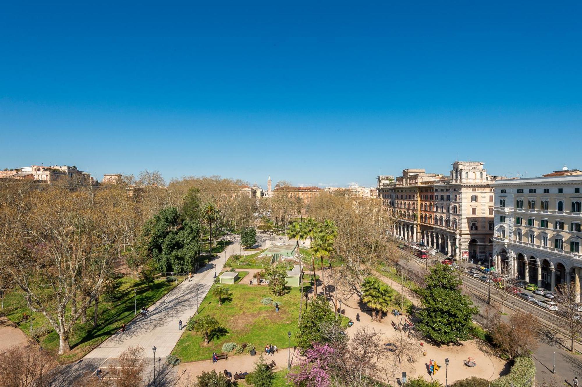 Vittorio Luxury Panoramic Apartment Rome