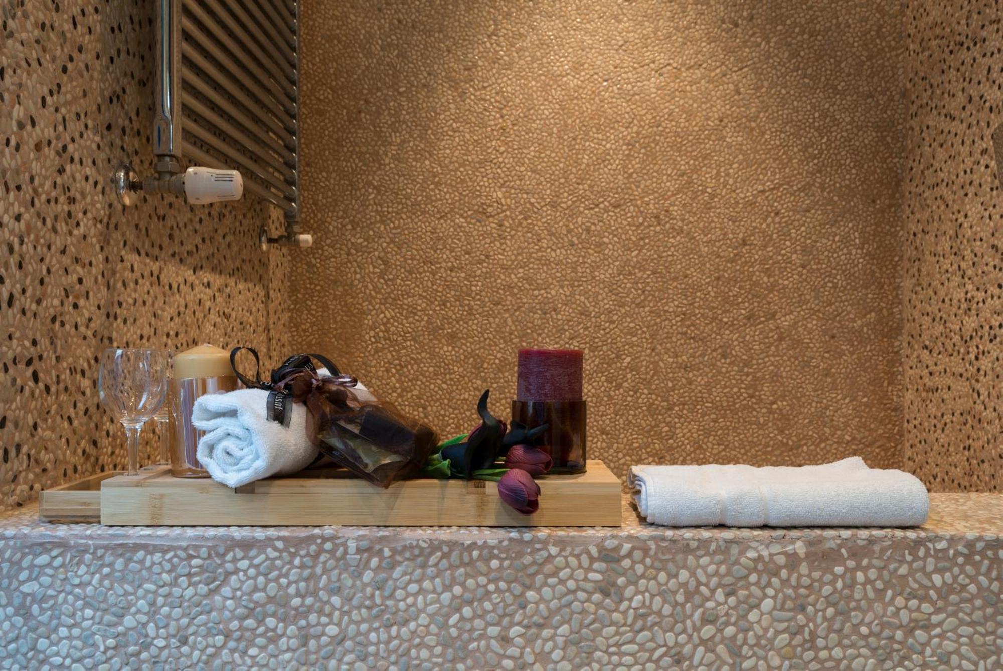 Luxury Piazza Di Spagna Escape With Private *