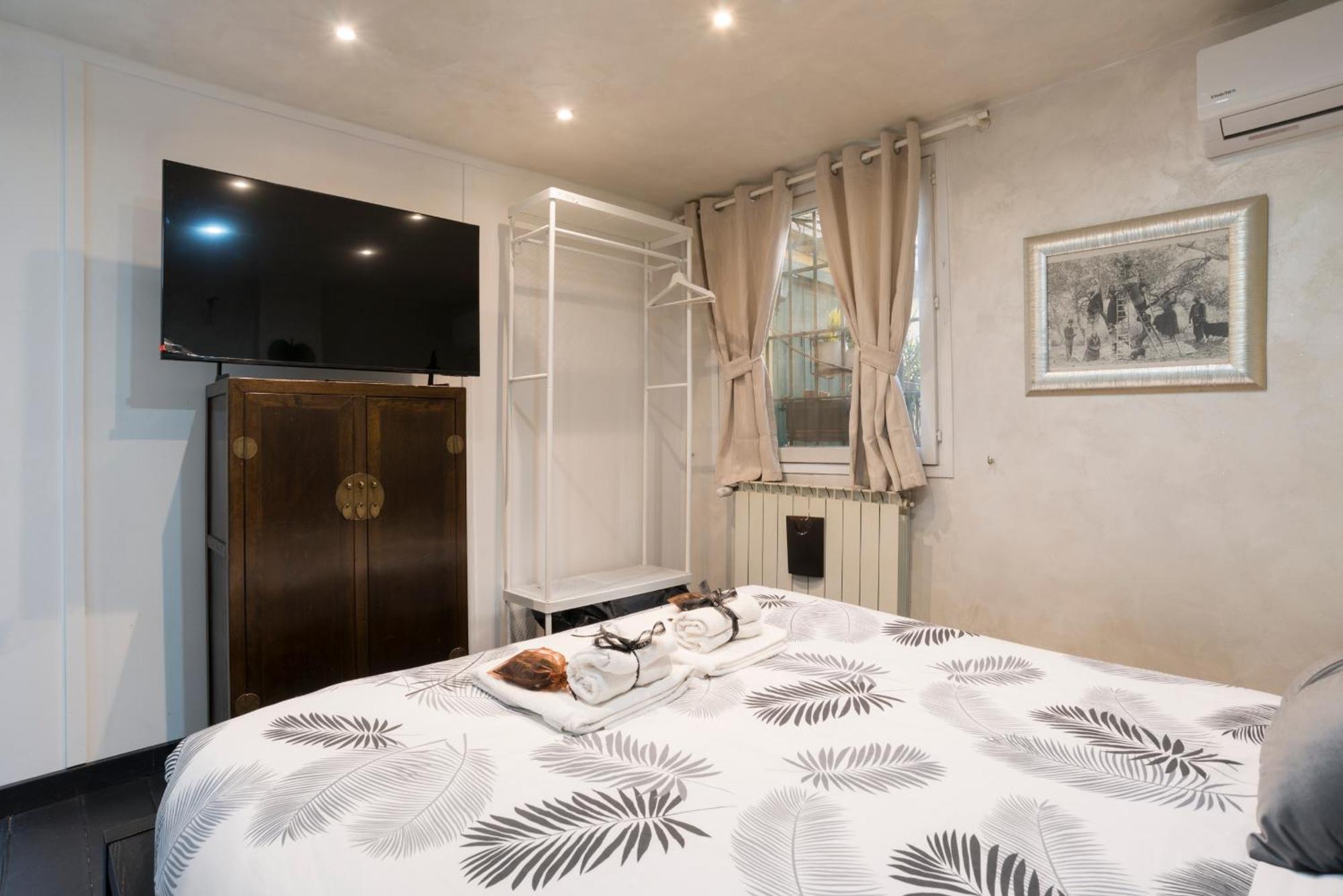Luxury Piazza Di Spagna Escape With Private Appartamento Roma